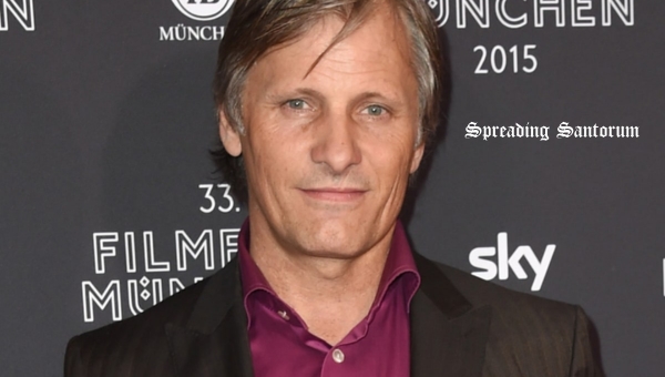 Viggo Mortensen Net Worth: Viggo Mortensen's Social Media Presence