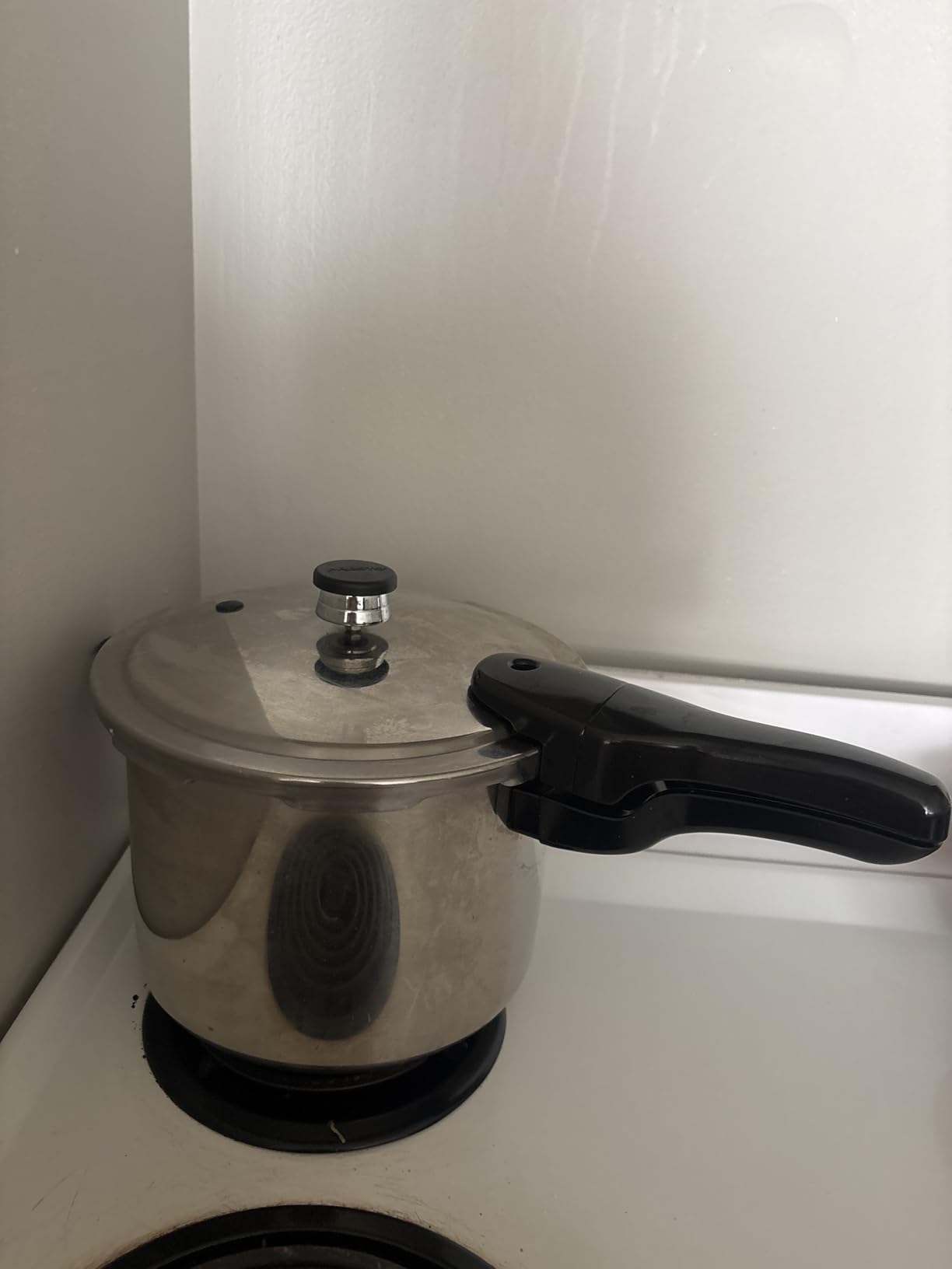Presto 01362 6-Quart Stainless Steel Pressure Cooker, Stovetop customer photo 2