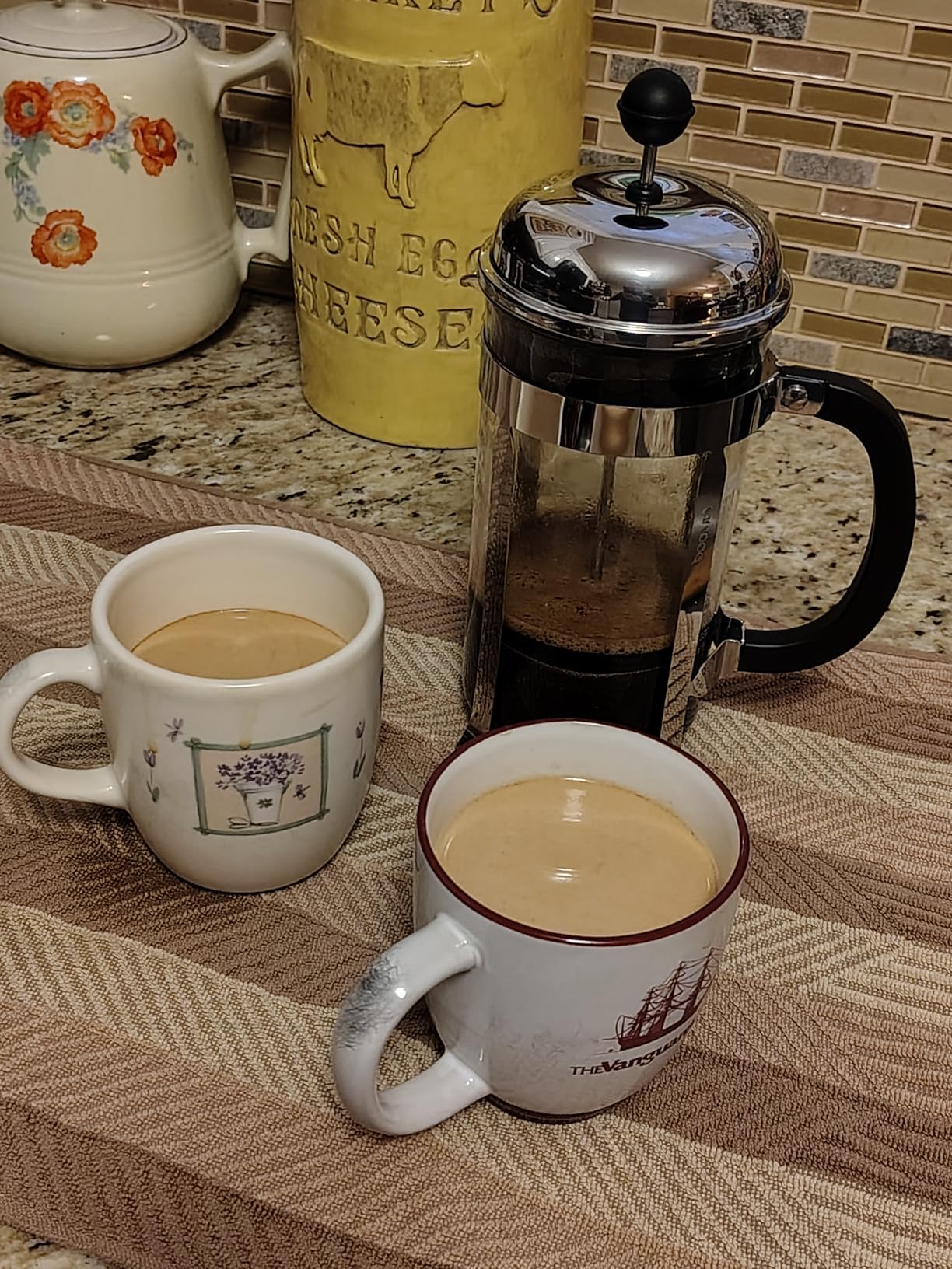 Bodum 34oz Chambord French Press Coffee Maker, High-Heat Borosilicate Glass, Polished Stainless Steel – Made in Portugal customer photo 1