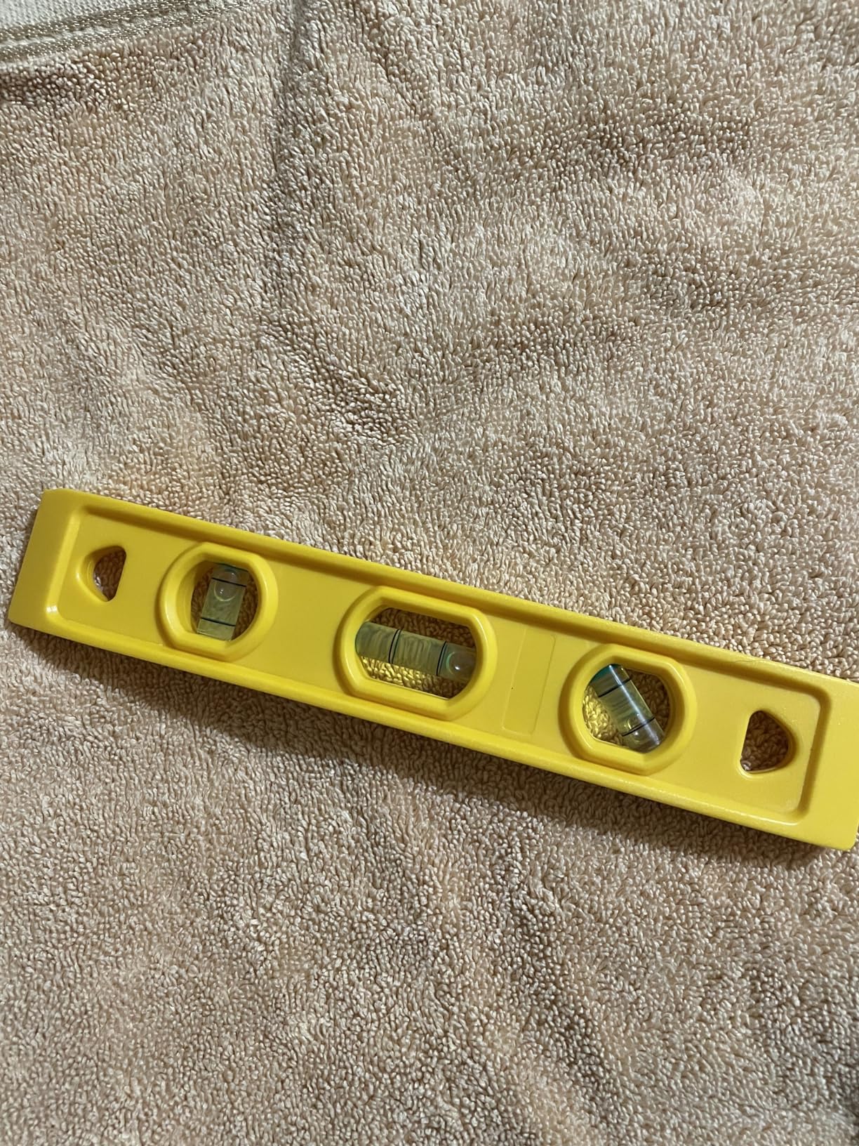 Swanson Tool Co TL002M 9-Inch Magnetic Die Cast Aluminum Torpedo Level with 3 Bubble Vials for 0°/90°/45° Measurements Customer Review Swanson Tool Co TL002M 9-Inch Magnetic Die Cast Aluminum Torpedo Level with 3 Bubble Vials for 0°/90°/45° Measurements - Customer Photo 2