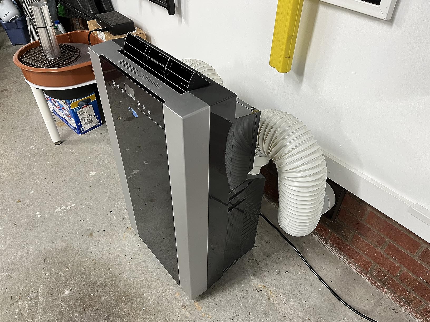 Whynter Portable Air Conditioner 14,000 BTU with Dual Hose Dehumidifier & Cooling Fan for 500 Sq Ft Rooms - ARC-14S customer photo 1