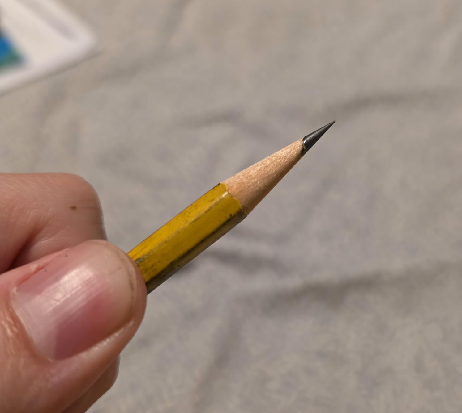 KUM AS2M (1053121), Long Point Sharpener, sharpens in 2 steps; 2 spare blades includes. With lead pointers for 2 mm and 3.2 mm. BLUE only Customer Review KUM AS2M (1053121), Long Point Sharpener, sharpens in 2 steps; 2 spare blades includes. With lead pointers for 2 mm and 3.2 mm. BLUE only - Customer Photo 1