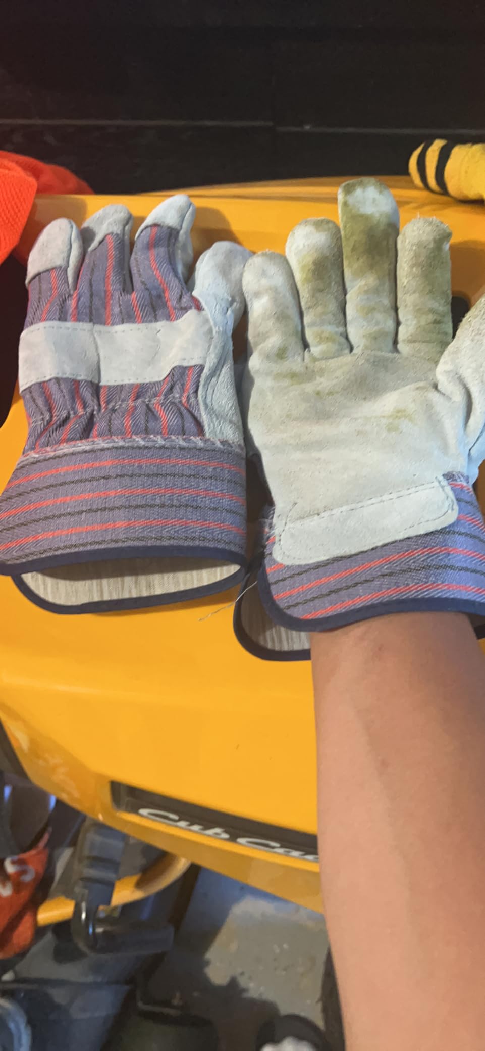 G & F Products Cowhide Leather Work Gloves with Suede Finish Palm rubberized safety cuff, 5 Pairs - Customer Photo 2