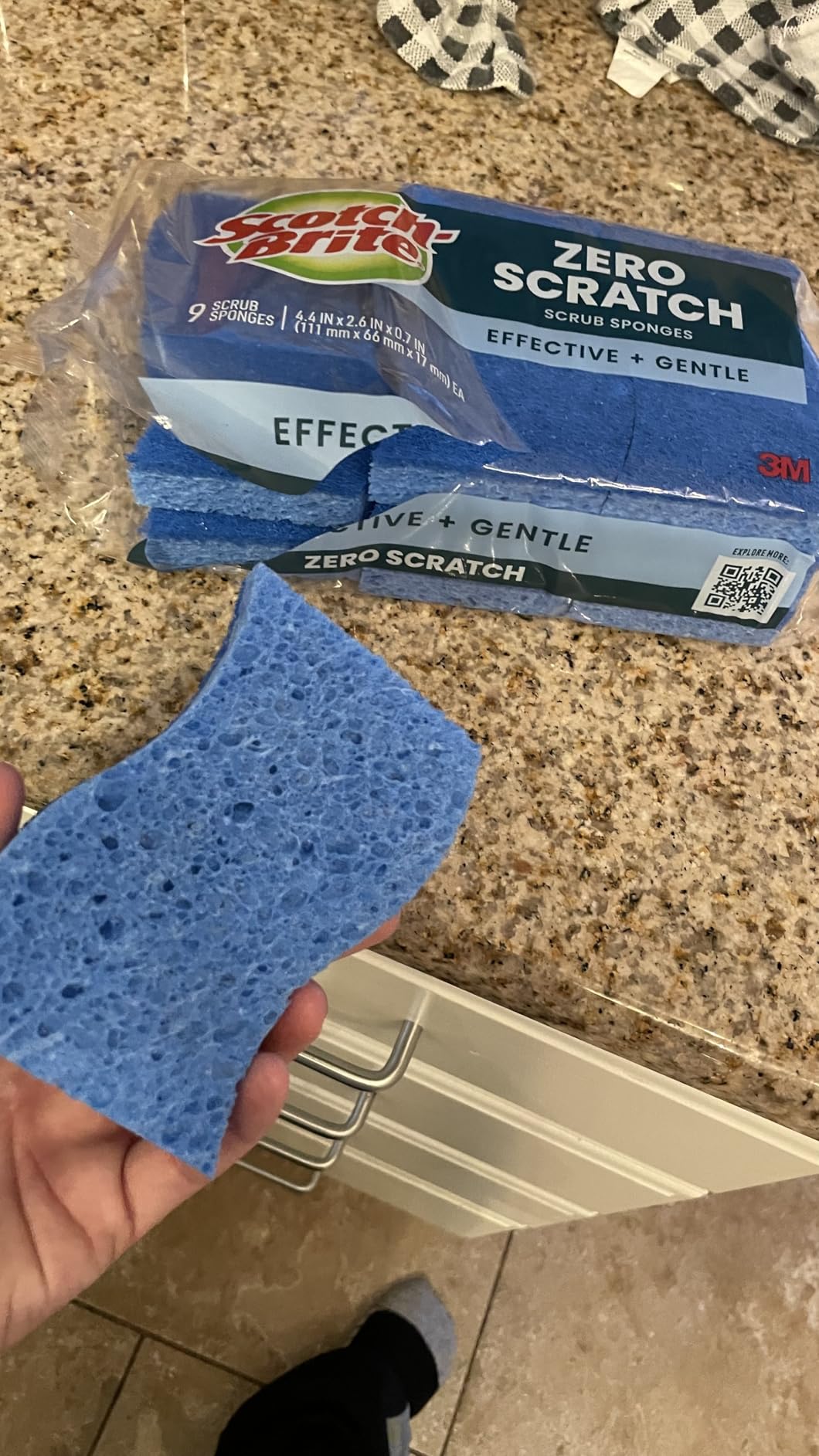 Scotch-Brite Non-Scratch Scrub Sponges, For Washing Dishes and Cleaning Kitchen, 9 Scrub Sponges - Customer Photo 2