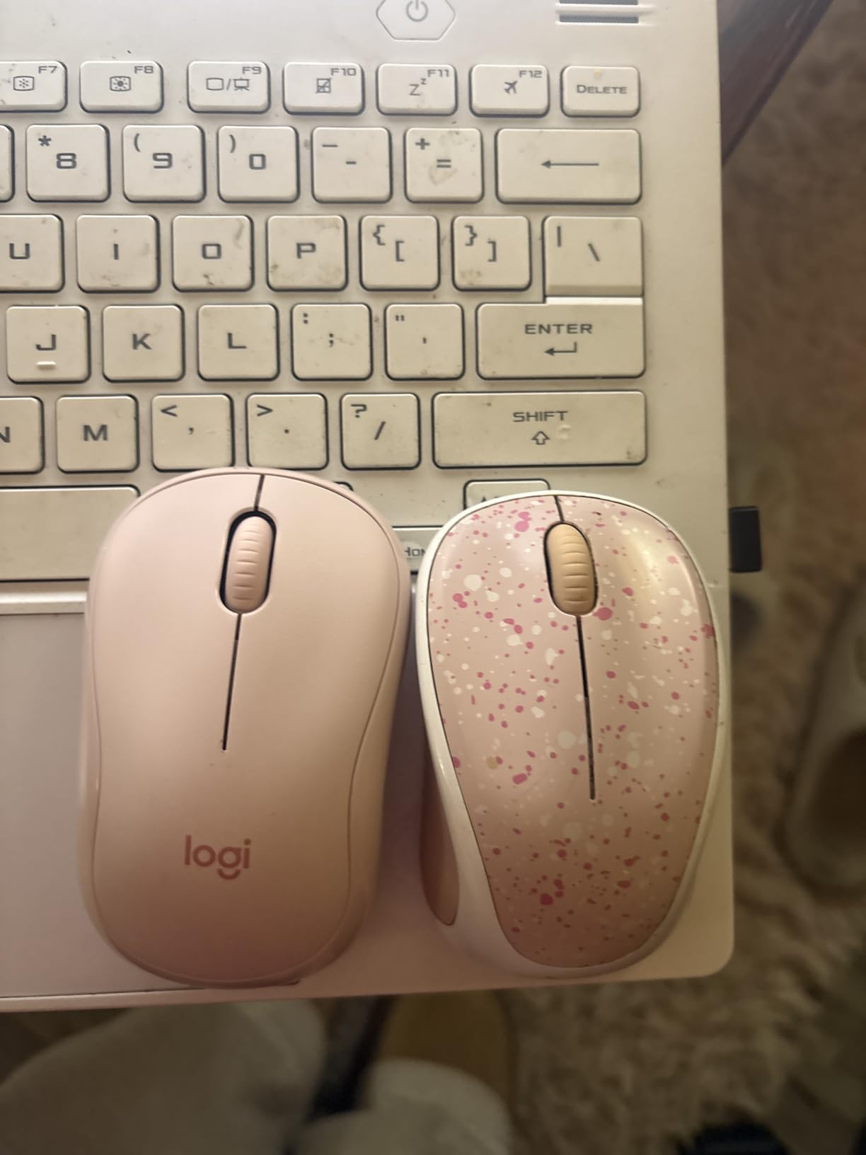 Logitech M185 Wireless Mouse, 2.4GHz with USB Mini Receiver, 12-Month Battery Life, 1000 DPI Optical Tracking, Ambidextrous PC/Mac/Laptop - Swift Grey customer photo 1