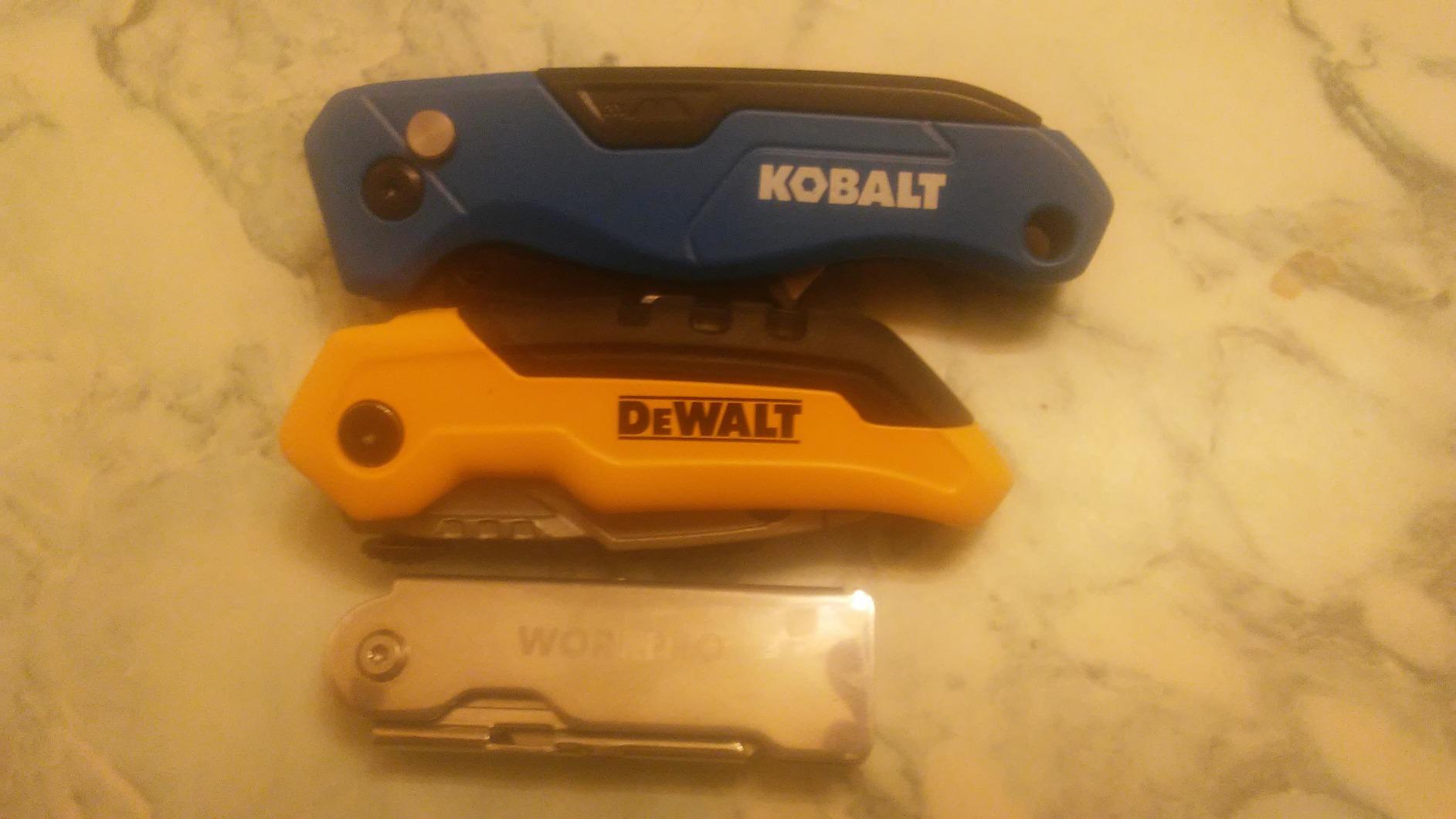 DEWALT DWHT10035L Folding Retractable Utility Knife Customer Review DEWALT DWHT10035L Folding Retractable Utility Knife - Customer Photo 1