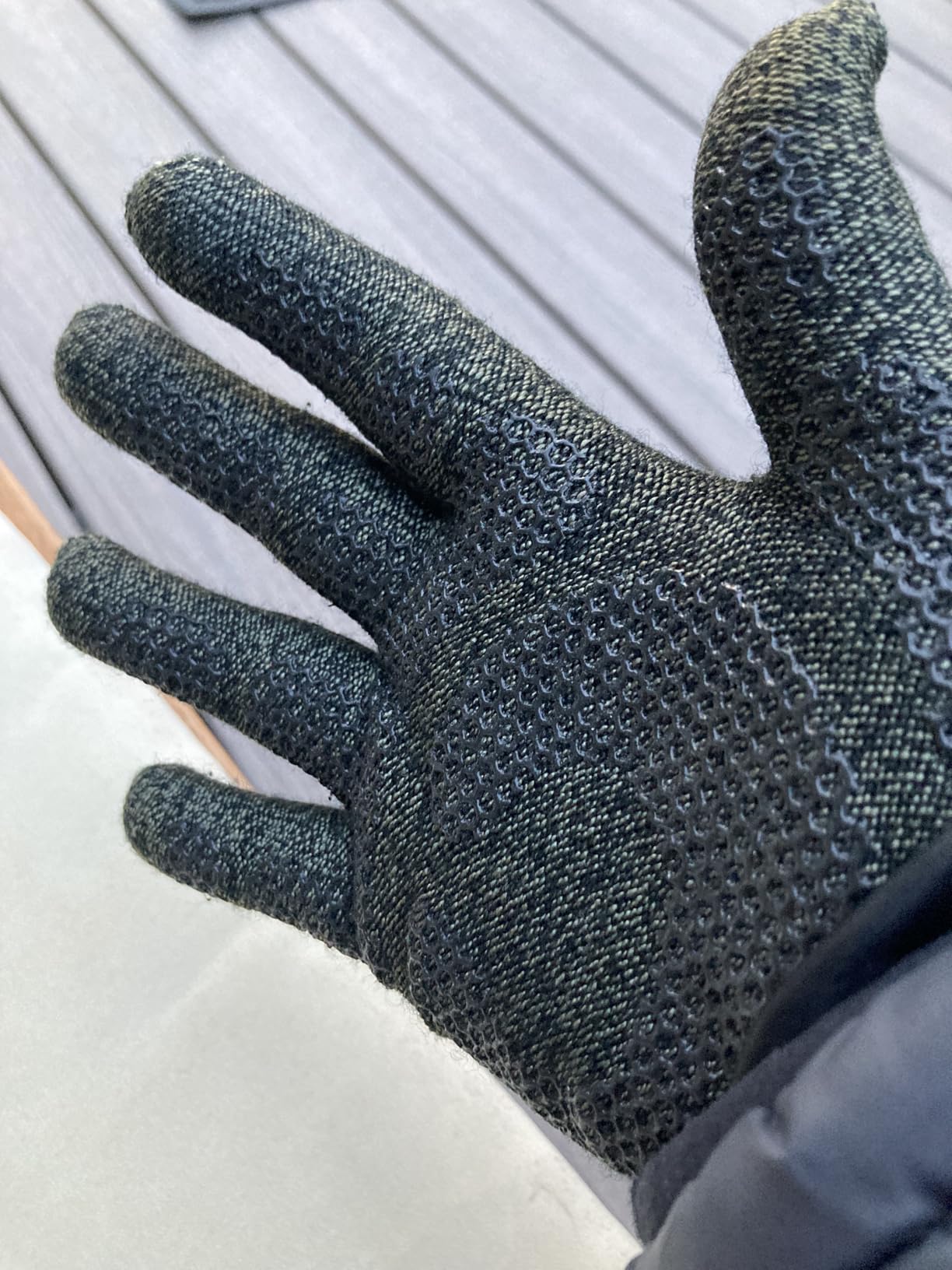 GliderGloves Touch Screen Gloves for Men & Women - 10-Finger Touch Gaming Gloves for Optimal Experience, Anti-Slip Palm Winter Gloves - Customer Photo 2