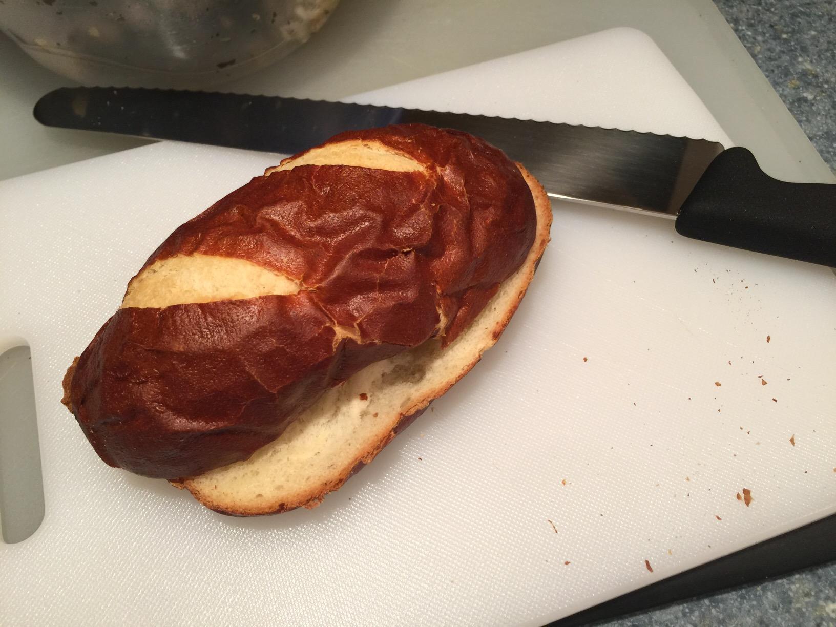 Victorinox 10.25 Inch Fibrox Bread Knife with Ultra-Sharp Serrated Edge, Black - Customer Photo 2