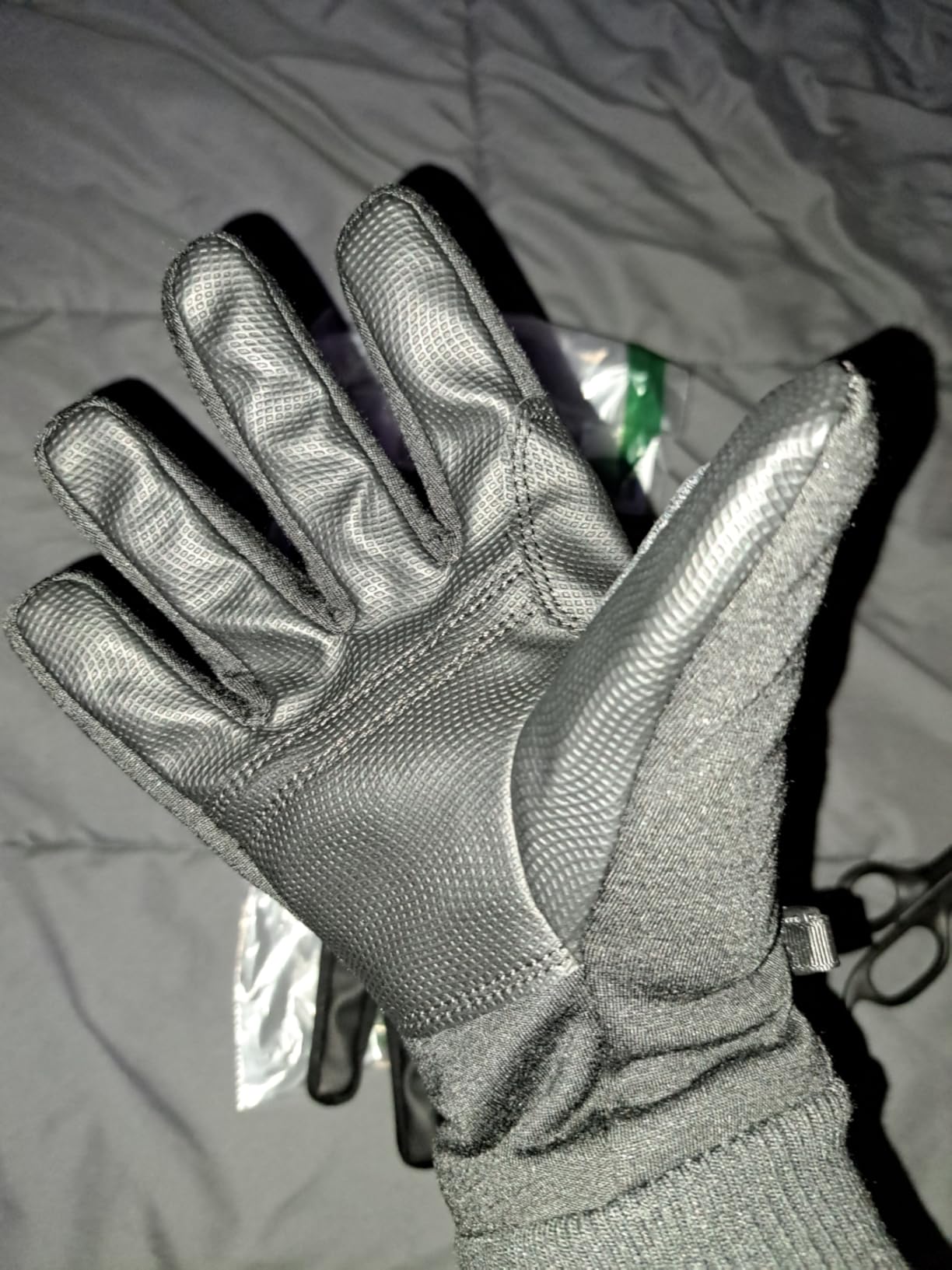 Carhartt Men's Wind Fighter Thermal-Lined Fleece Touch-Sensitive Knit Cuff Glove - Customer Photo 2
