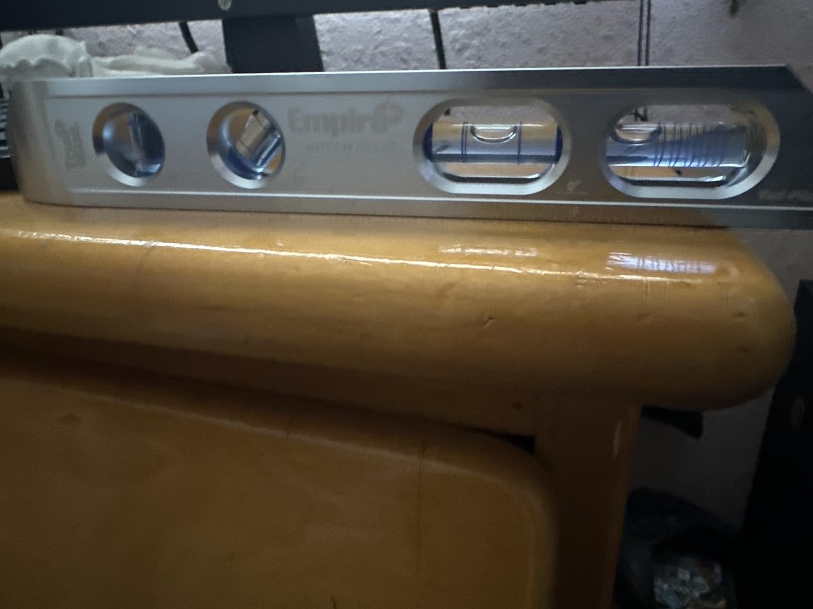 EMPIRE EM71.8 Professional True Blue Magnetic Box Level, 8 EMPIRE EM71.8 Professional True Blue Magnetic Box Level, 8