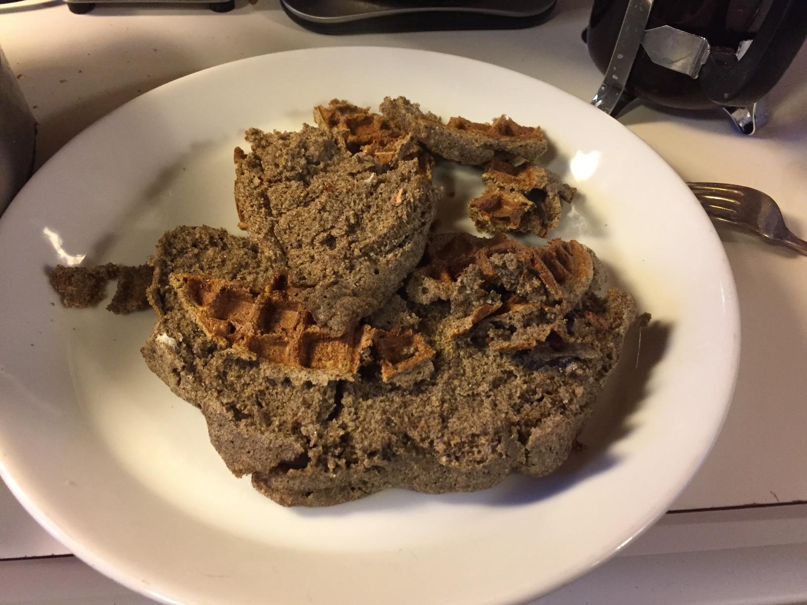 Breville No-Mess Classic Waffle Maker BWM520XL, Brushed Stainless Steel - Customer Photo 1