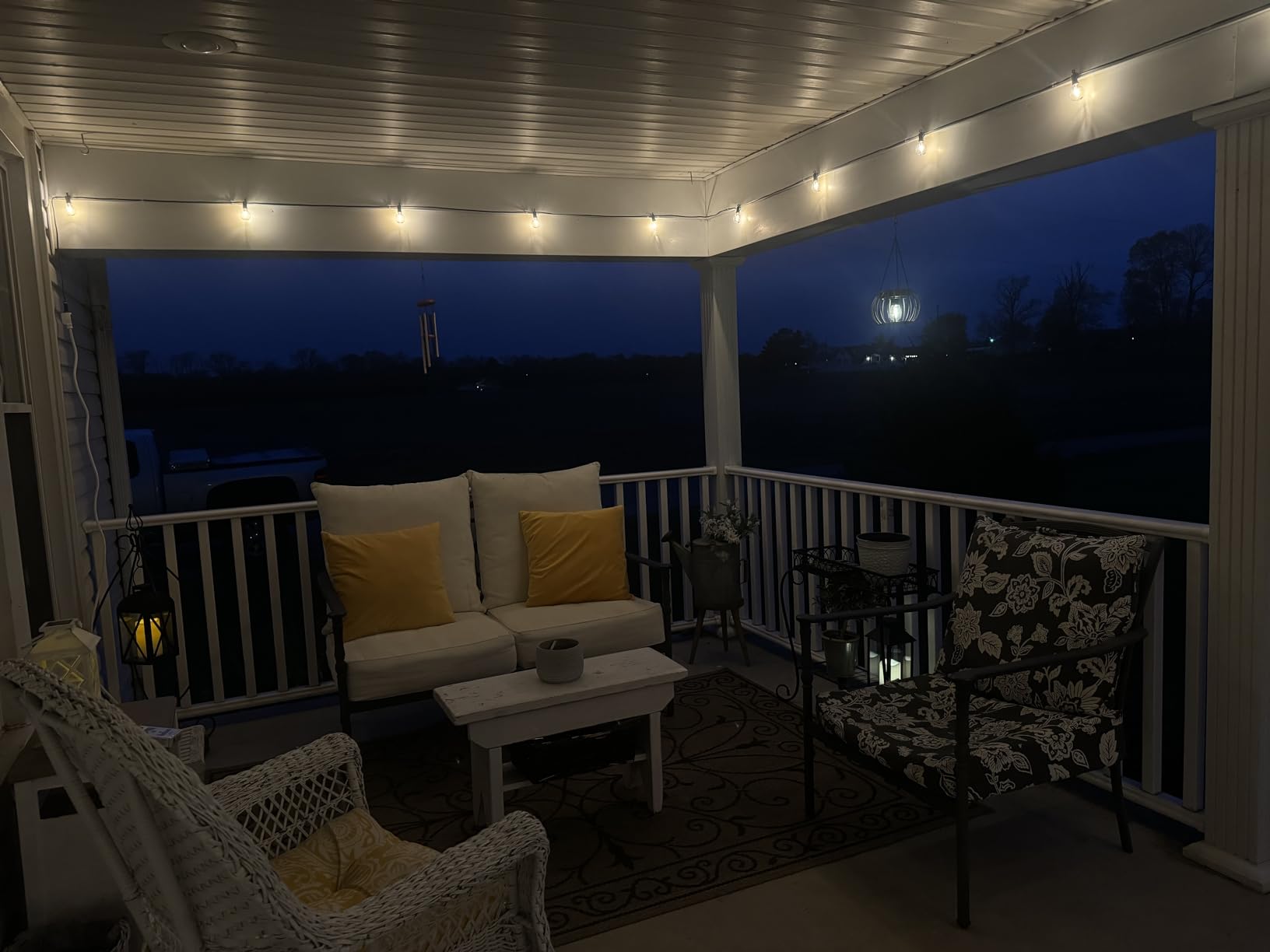 Brightown Outdoor String Lights, 29FT G40 LED IP65 Waterproof Patio Lights customer photo 2