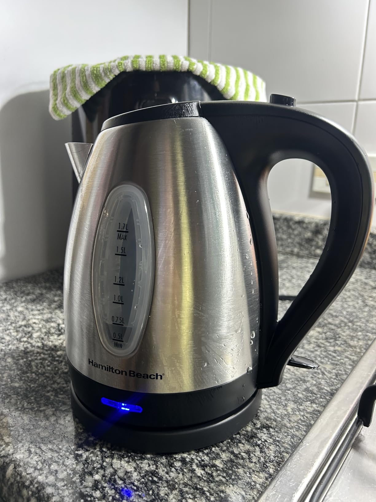 Hamilton Beach 1.7 Liter Electric Tea Kettle, Water Boiler & Heater customer photo 1