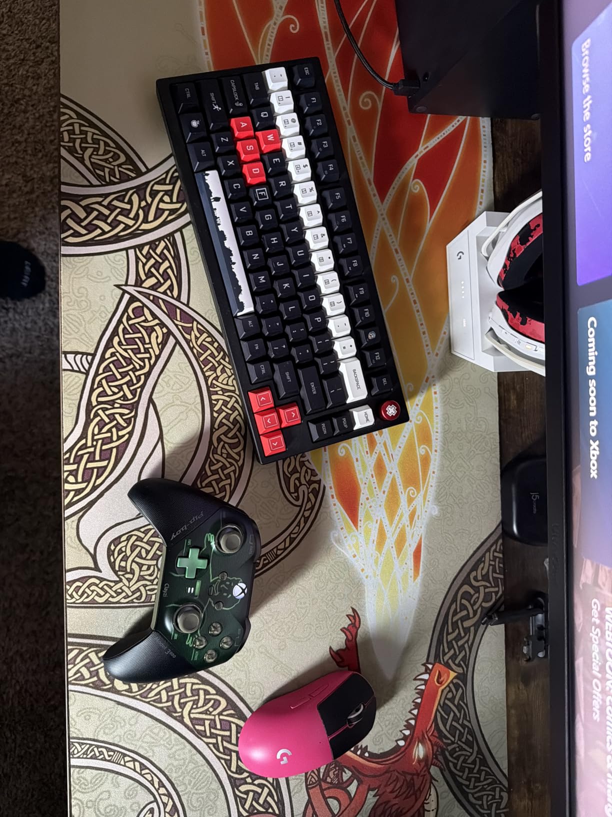 SteelSeries QcK Gaming Mouse Pad - XXL Thick Cloth - Sized to Cover Desks - Customer Photo 1