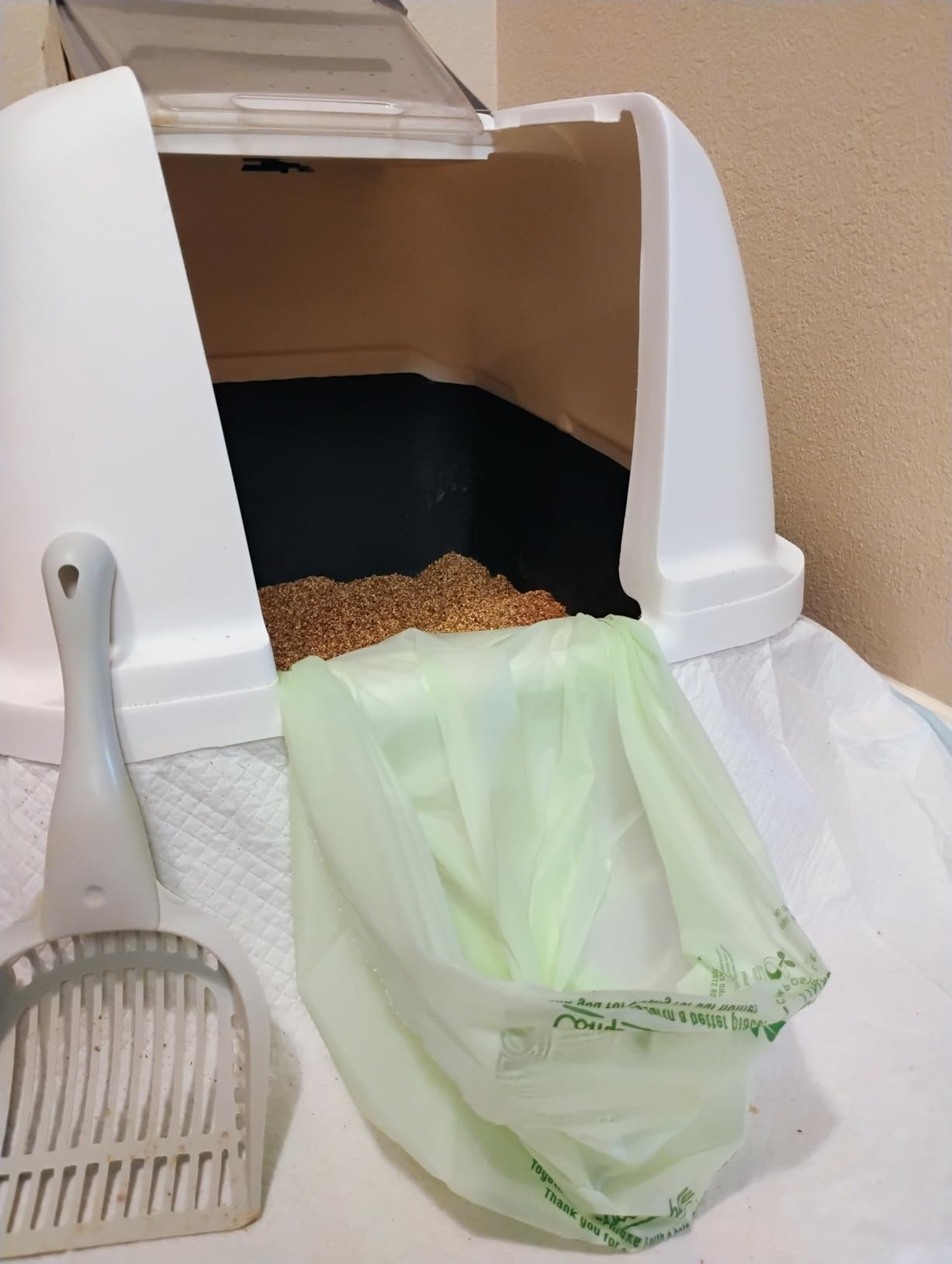 UNNI Compostable Trash Bags, 13 Gallon / 49.2 Liter, 50 Count, Extra Thick 0.9 Mil Tall Kitchen Food Scrap Bin Liners, Certified by BPI, CMA & OK compost HOME, Meets the ASTM D6400 Standard Customer Review UNNI Compostable Trash Bags, 13 Gallon / 49.2 Liter, 50 Count, Extra Thick 0.9 Mil Tall Kitchen Food Scrap Bin Liners, Certified by BPI, CMA & OK compost HOME, Meets the ASTM D6400 Standard - Customer Photo 1