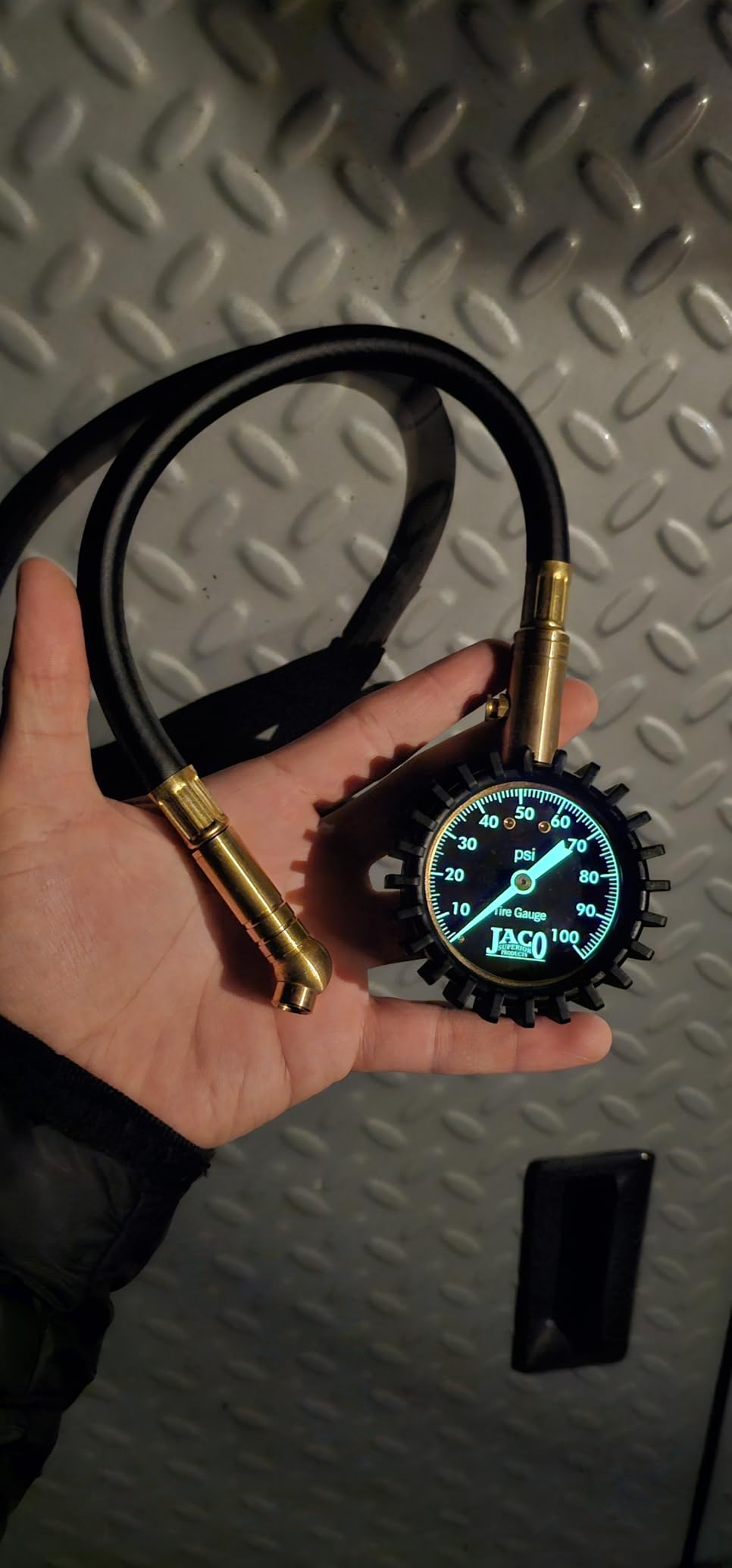 JACO ElitePro Tire Pressure Gauge - 100 PSI Customer Review JACO ElitePro Tire Pressure Gauge - 100 PSI - Customer Photo 1