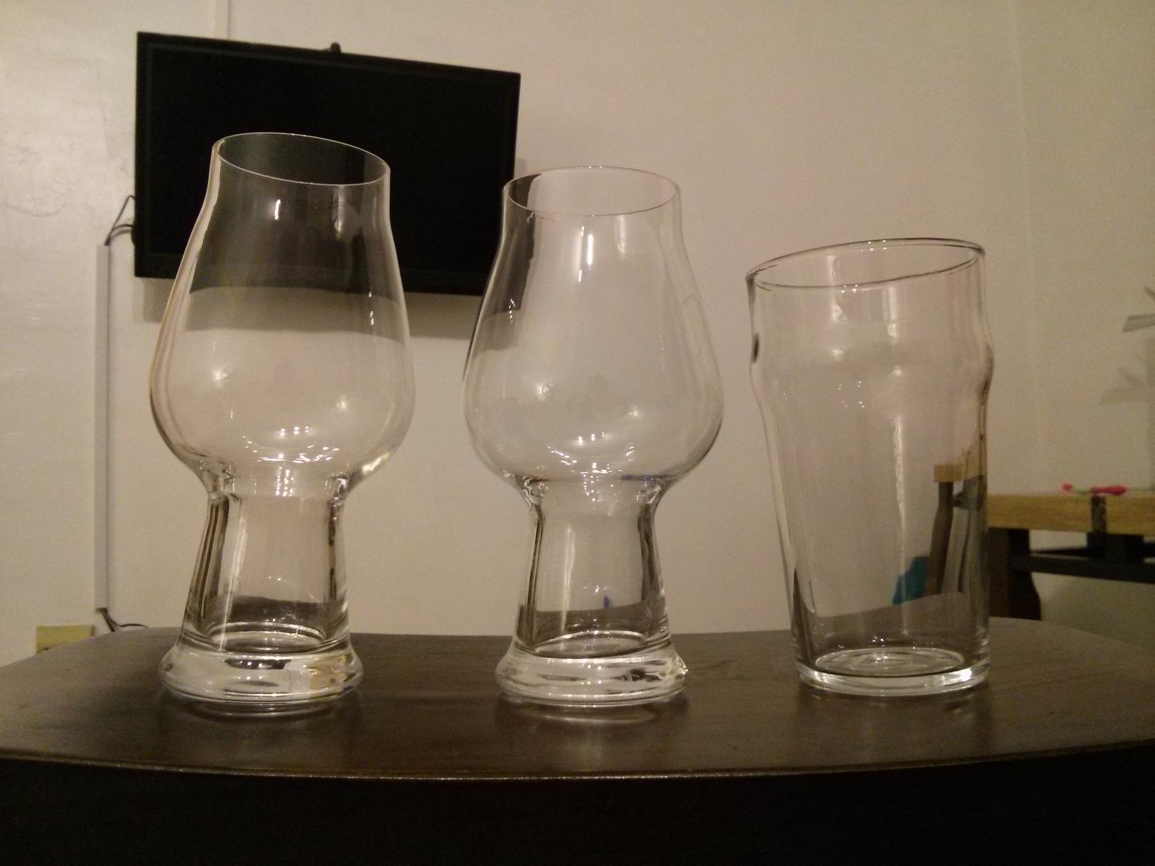 Luigi Bormioli Birrateque 18.25 oz IPA Beer Glasses (Set of 2) - Craft Beer Glasses for Double/Imperial IPA, English IPA, Laser-Cut Rims, Foam Control - Made in Italy, Dishwasher Safe Customer Review Luigi Bormioli Birrateque 18.25 oz IPA Beer Glasses (Set of 2) - Craft Beer Glasses for Double/Imperial IPA, English IPA, Laser-Cut Rims, Foam Control - Made in Italy, Dishwasher Safe - Customer Photo 2