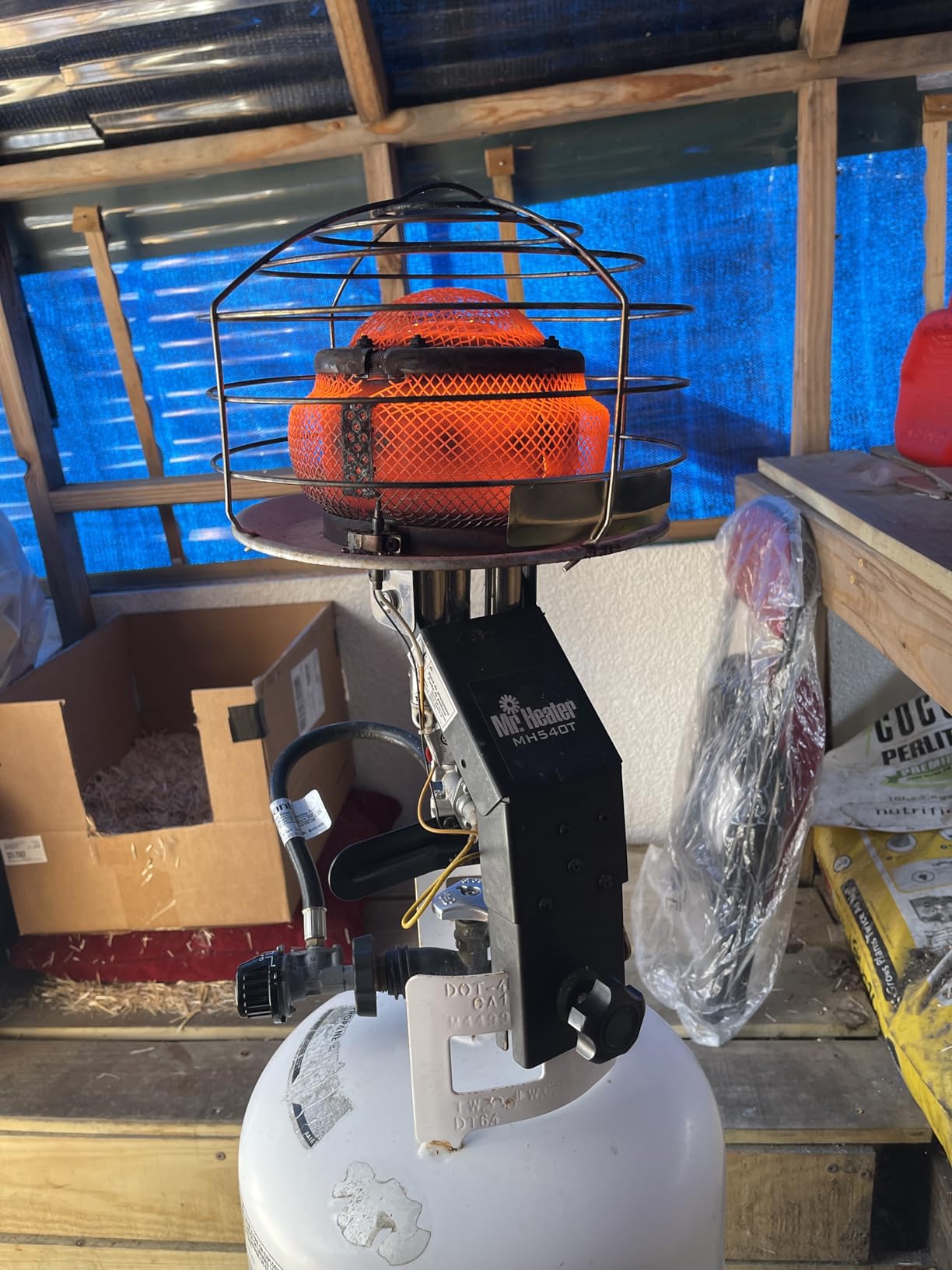 Original 540-Degree 45,000 BTU Tank Top Radiant Propane Heater Customer Review Original 540-Degree 45,000 BTU Tank Top Radiant Propane Heater - Customer Photo 1