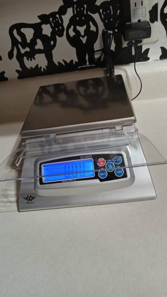 My Weigh KD-8000 Digital Food Scale, Stainless Steel, Silver - Customer Photo 1