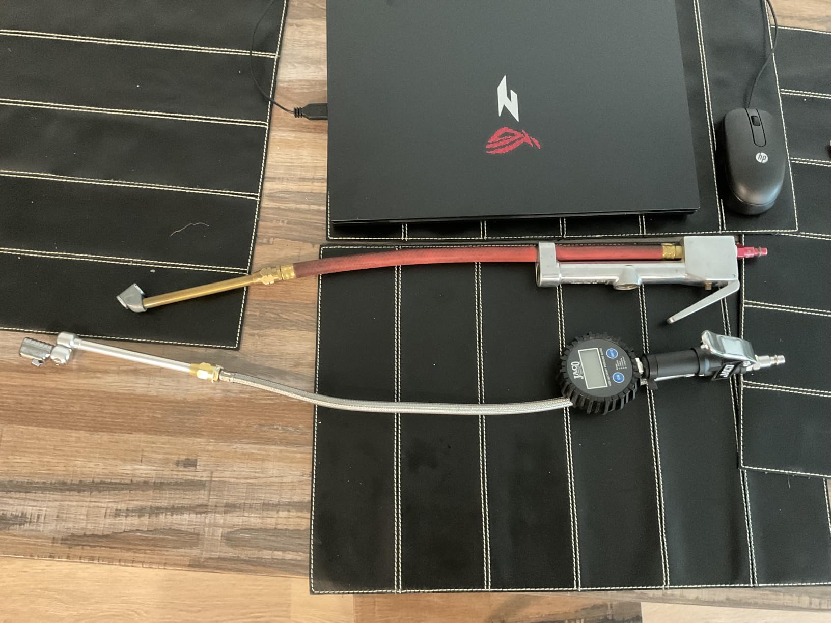 JACO FlowPro Digital Tire Inflator with Pressure Gauge - 200 PSI Customer Review JACO FlowPro Digital Tire Inflator with Pressure Gauge - 200 PSI - Customer Photo 2
