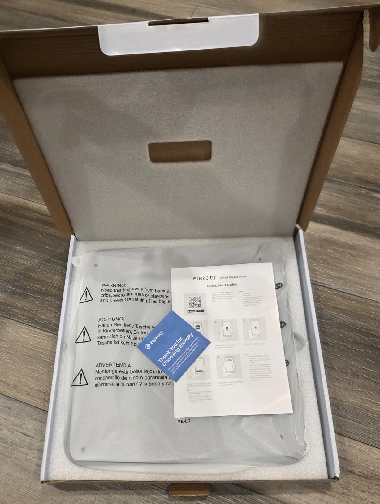 Etekcity Digital Body Weight Bathroom Scale, 6mm Tempered Glass, 400 lbs customer photo 2