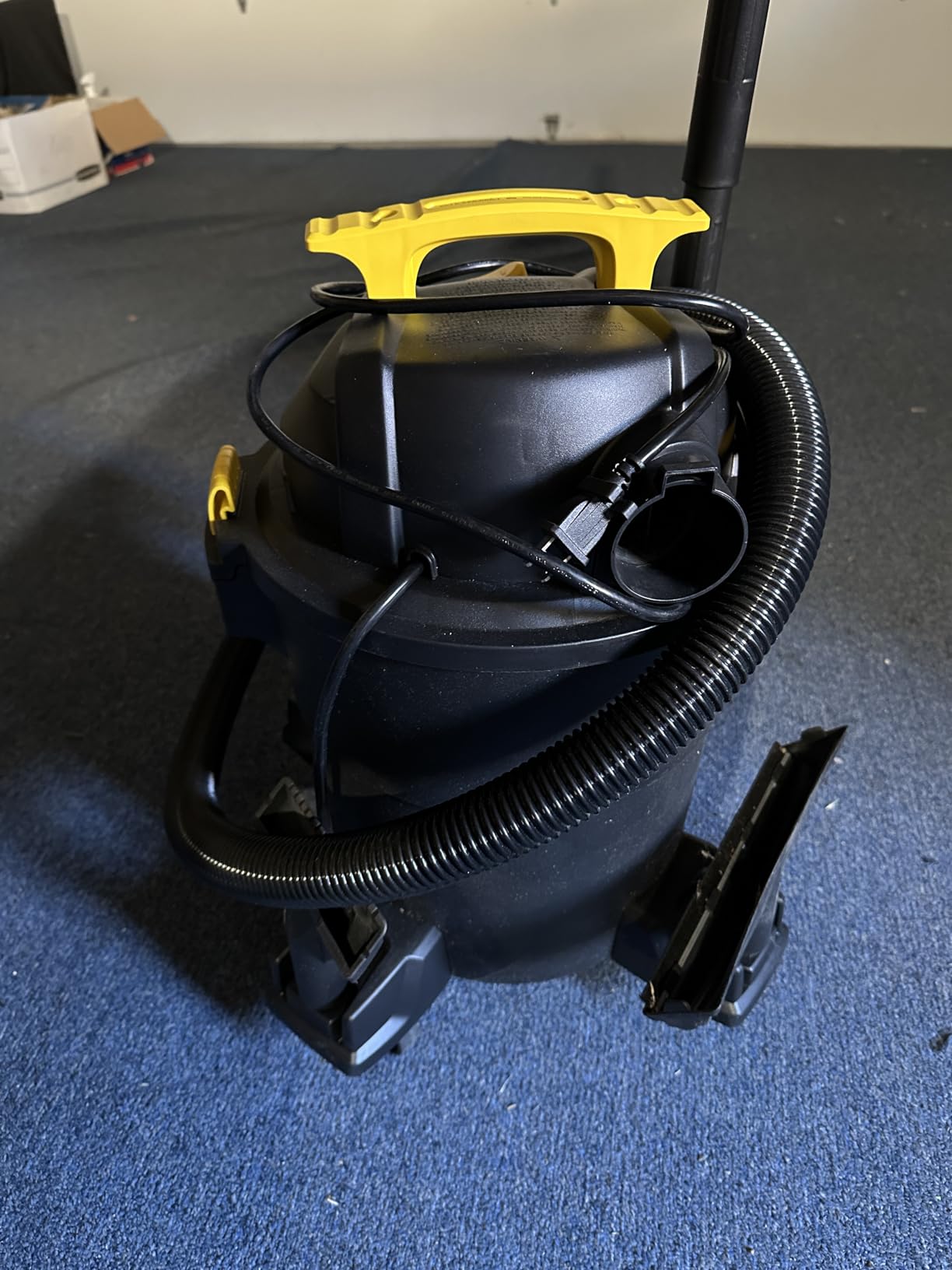 Shop Vac SL18115P, 5 Gallon Peak 4 Horsepower Wet Dry Vacuums, Blower 3 in 1 Functions 15 Feet Cleaning Range for Garage, Carpet Clean, Shop Cleaning, Car Detailing with Attachments Customer Review Shop Vac SL18115P, 5 Gallon Peak 4 Horsepower Wet Dry Vacuums, Blower 3 in 1 Functions 15 Feet Cleaning Range for Garage, Carpet Clean, Shop Cleaning, Car Detailing with Attachments - Customer Photo 1