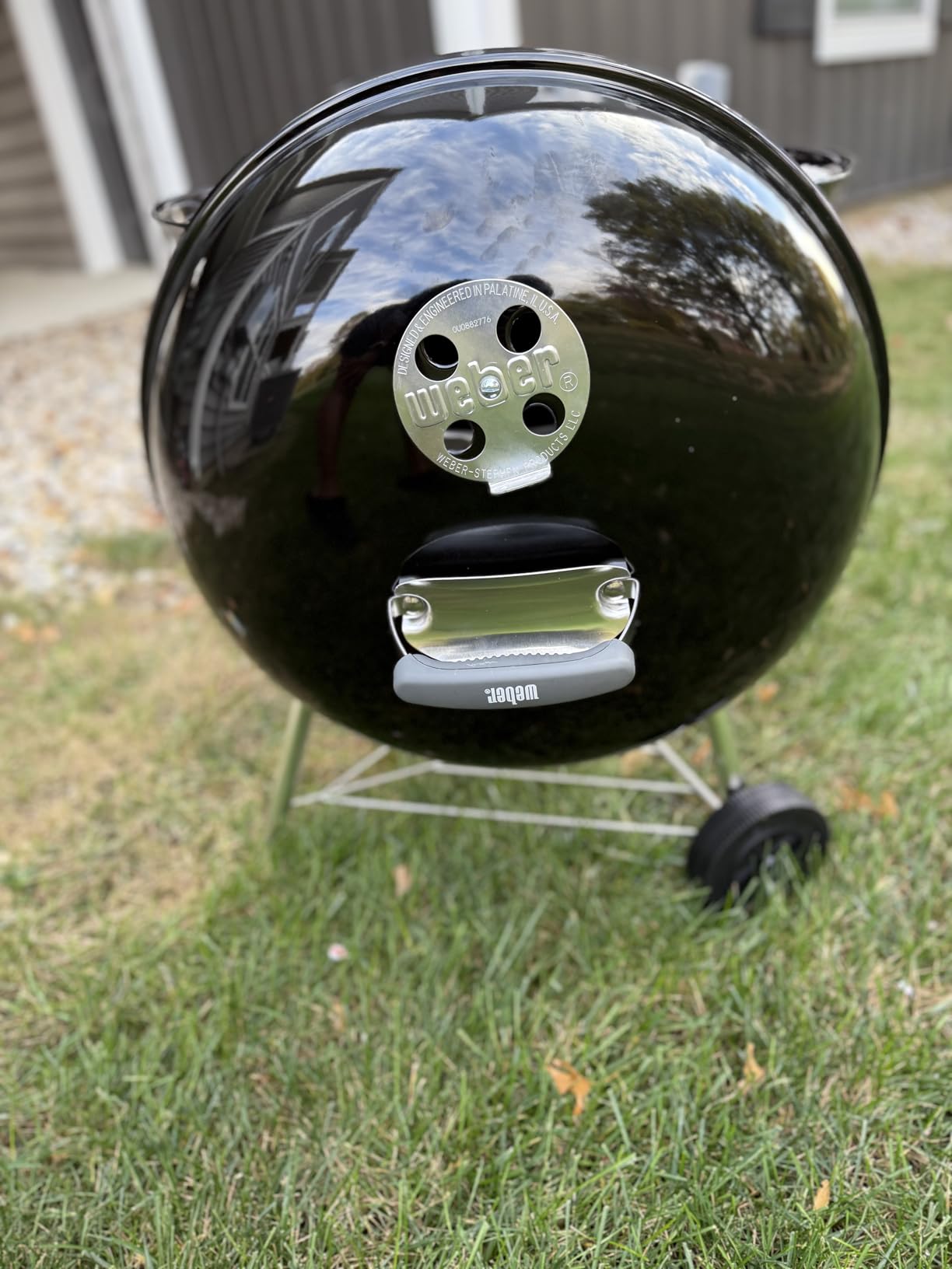 Weber® Jumbo Joe Premium Compact Charcoal Grill, 22‑Inch, Black customer photo 2