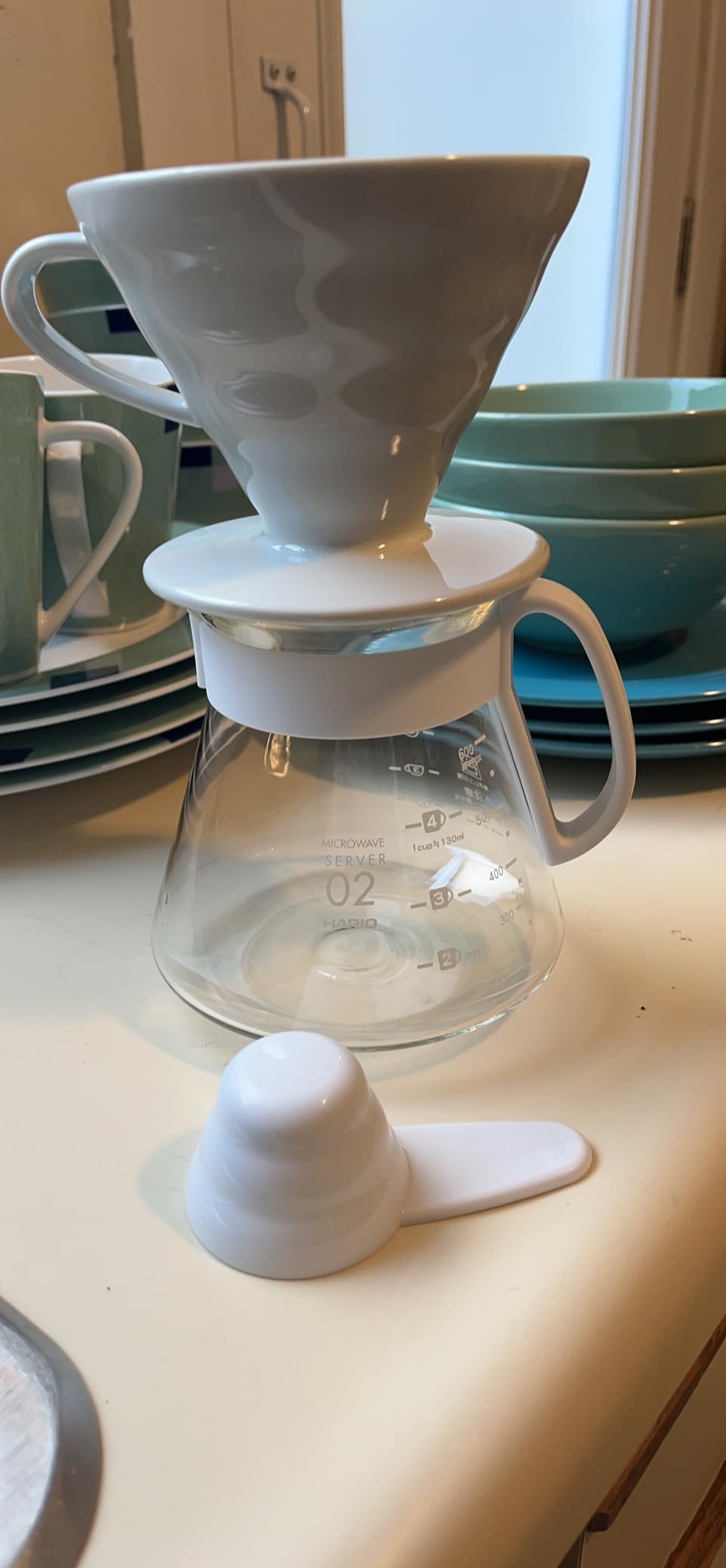 Hario V60 Ceramic Pour Over Coffee Set, Size 02, White - Customer Photo 2