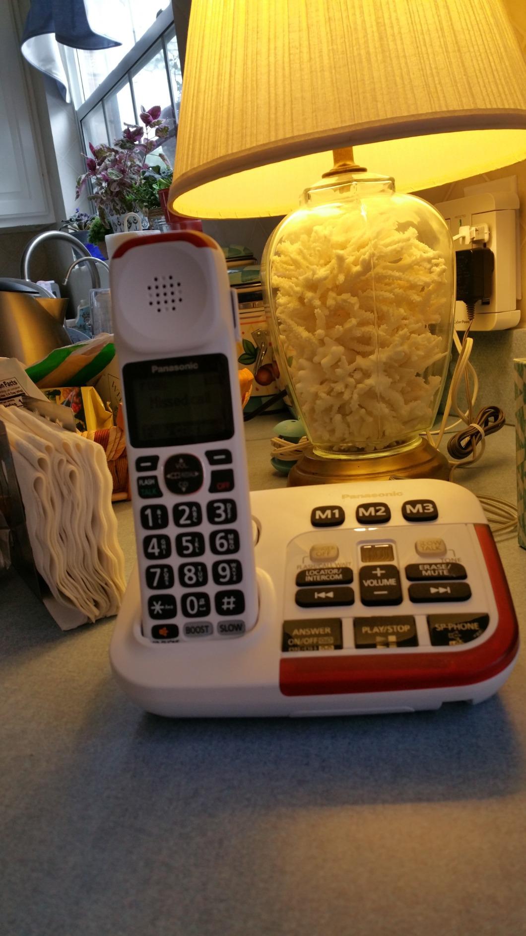 Panasonic Cordless Phone, 1 Handset Amplified Wireless Phone with Slow Talk, 40dB Volume Boost, 100dB Loud Visual Ringer, Hearing Aid Compatibility, Large Screen & Backlit Keypad - KX-TGM420W (White) - Customer Photo 2