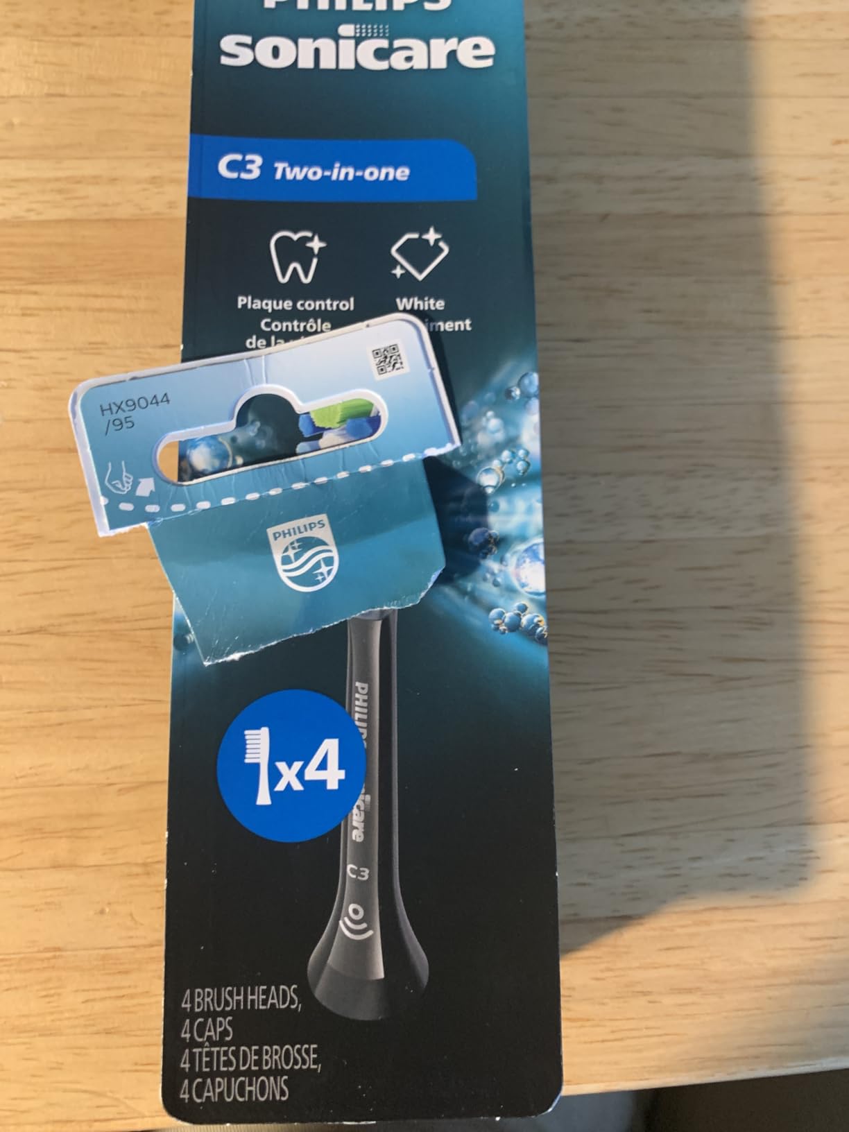 Philips Sonicare C3 Premium Plaque Defense - Two-in-One Genuine Replacement Electric Toothbrush Heads, White, 2 Pack, HX9042/65 Customer Review Philips Sonicare C3 Premium Plaque Defense - Two-in-One Genuine Replacement Electric Toothbrush Heads, White, 2 Pack, HX9042/65 - Customer Photo 1
