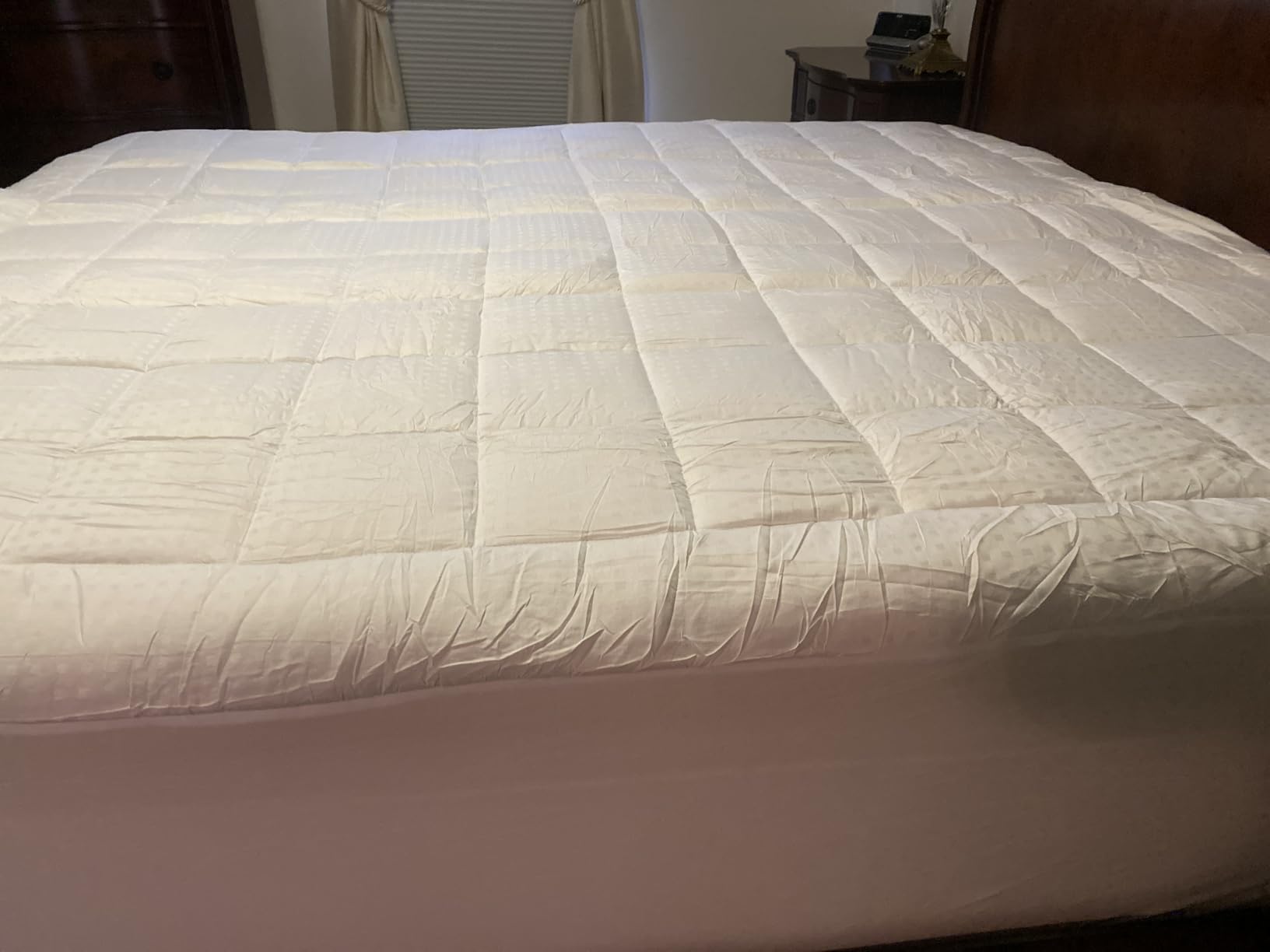 EASELAND Queen Size Mattress Pad Pillow Top Mattress Cover Quilted Fitted Mattress Protector Cotton Top Stretches up 8-21 EASELAND Queen Size Mattress Pad Pillow Top Mattress Cover Quilted Fitted Mattress Protector Cotton Top Stretches up 8-21