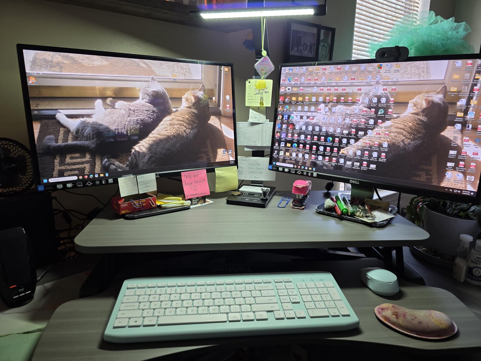 VIVO 32 inch Desk Converter, K Series, Height Adjustable Sit to Stand Riser, Dual Monitor and Laptop Workstation with Wide Keyboard Tray, Black, DESK-V000K Customer Review VIVO 32 inch Desk Converter, K Series, Height Adjustable Sit to Stand Riser, Dual Monitor and Laptop Workstation with Wide Keyboard Tray, Black, DESK-V000K - Customer Photo 1