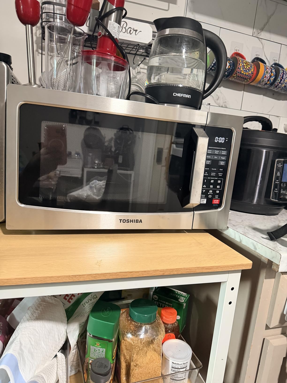 TOSHIBA EM131A5C-SS Countertop Microwave Ovens 1.2 Cu Ft with 12.4