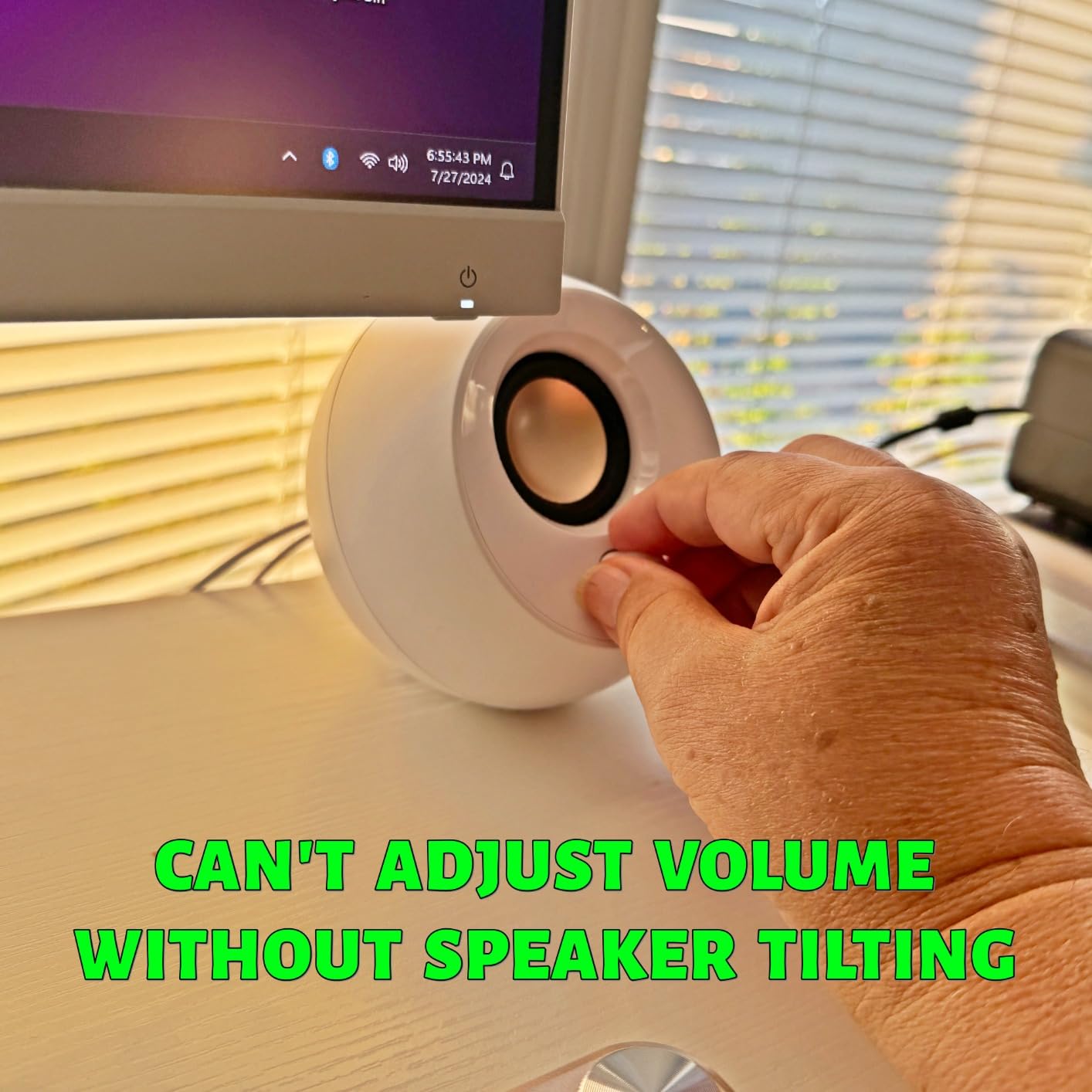 Creative Pebble 2.0 USB-Powered Desktop Speakers with Far-Field Drivers and Passive Radiators for Pcs and Laptops (Black) Customer Review Creative Pebble 2.0 USB-Powered Desktop Speakers with Far-Field Drivers and Passive Radiators for Pcs and Laptops (Black) - Customer Photo 1