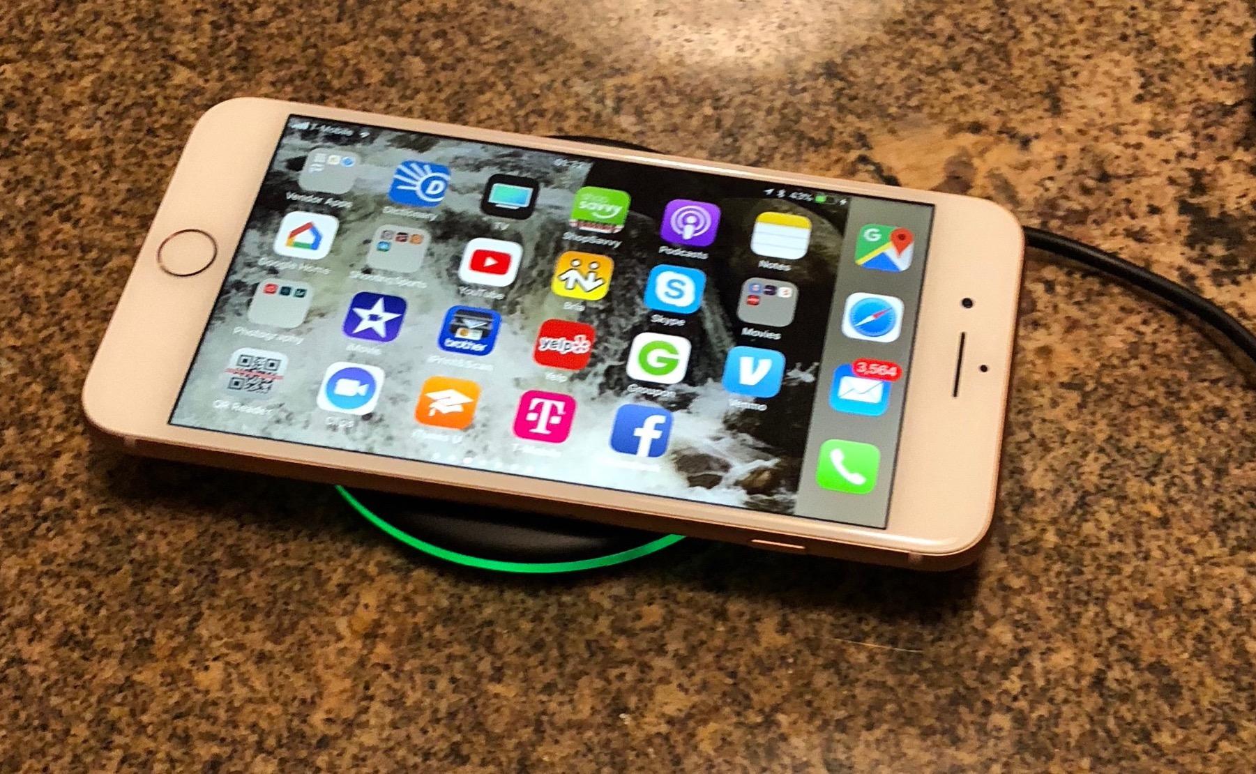 Yootech Wireless Charger,10W Max Wireless Charging Pad Compatible with iPhone 17/17 Pro/17 Pro Max/Air/16/15/14/13/SE 2022/12/11,Samsung Galaxy S25/S24/S23,for AirPods Pro 3(No AC Adapter) - Customer Photo 2