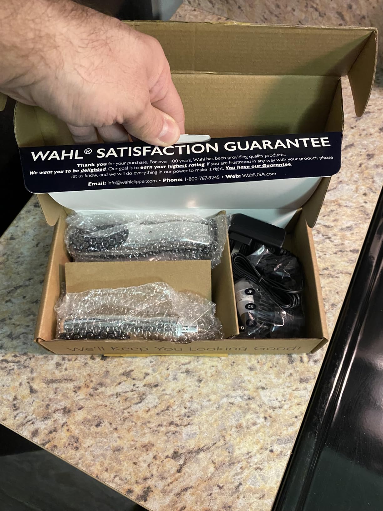 Wahl Groomsman Rechargeable Beard Trimmer kit for Mustaches, Nose Hair, and Light Detailing and Grooming with Bonus Wet/Dry Battery Nose Trimmer – Model 5622v Customer Review Wahl Groomsman Rechargeable Beard Trimmer kit for Mustaches, Nose Hair, and Light Detailing and Grooming with Bonus Wet/Dry Battery Nose Trimmer – Model 5622v - Customer Photo 1