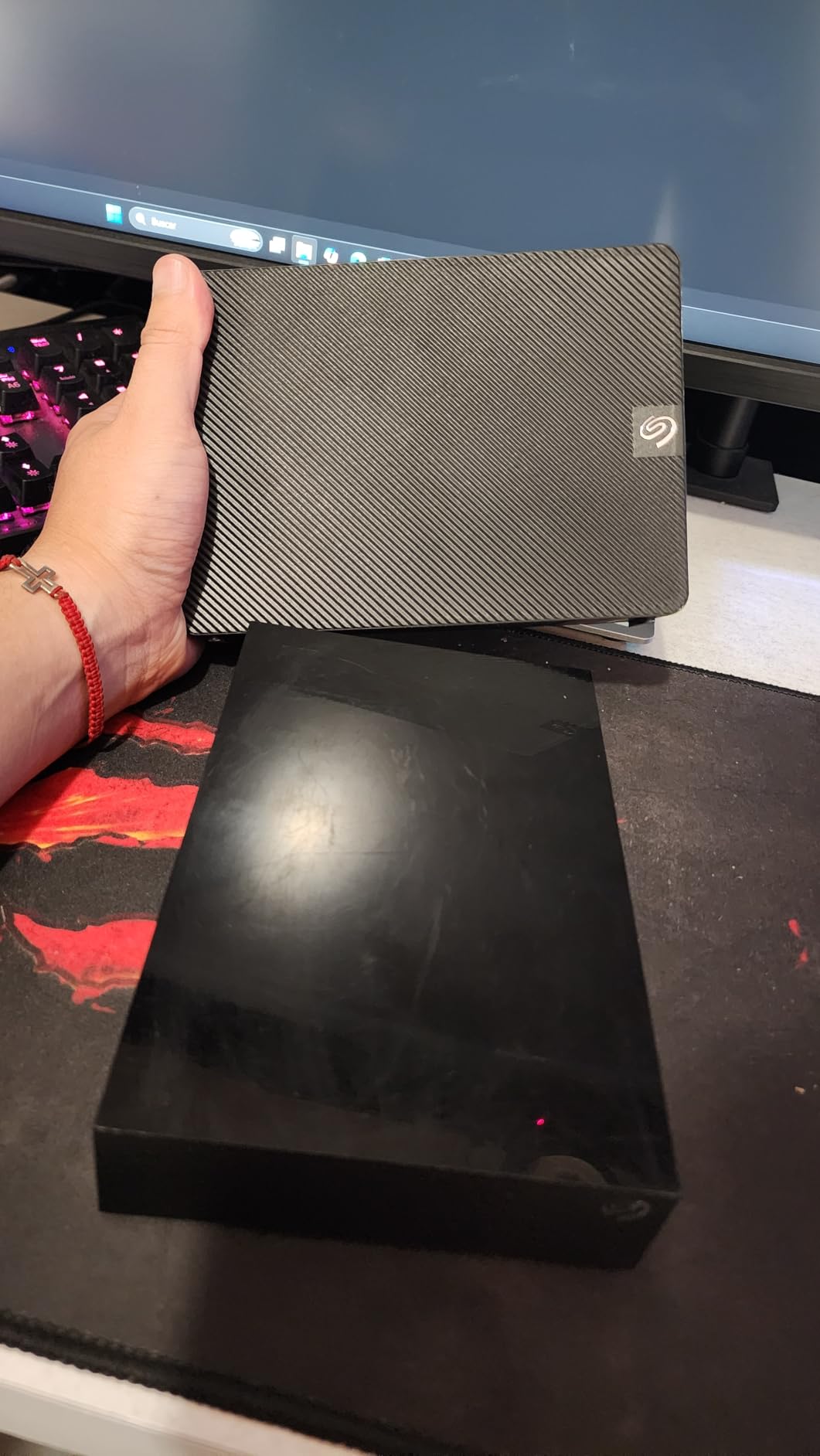 Seagate Portable 4TB External Hard Drive HDD – USB 3.0 for PC, Mac, Xbox, & PlayStation - 1-Year Rescue Service (SRD0NF1) - Customer Photo 1