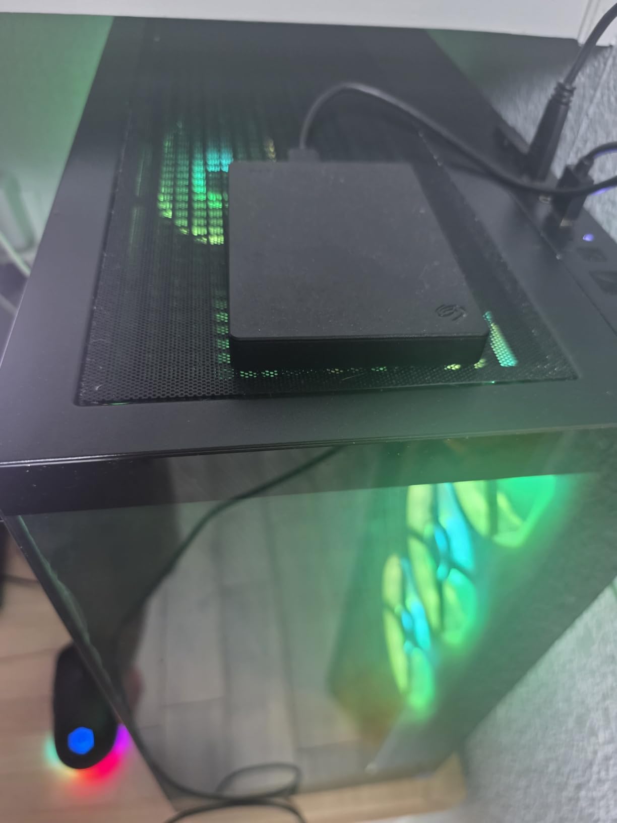 Seagate Portable 4TB External Hard Drive HDD – USB 3.0 for PC, Mac, Xbox, & PlayStation - 1-Year Rescue Service (SRD0NF1) - Customer Photo 2