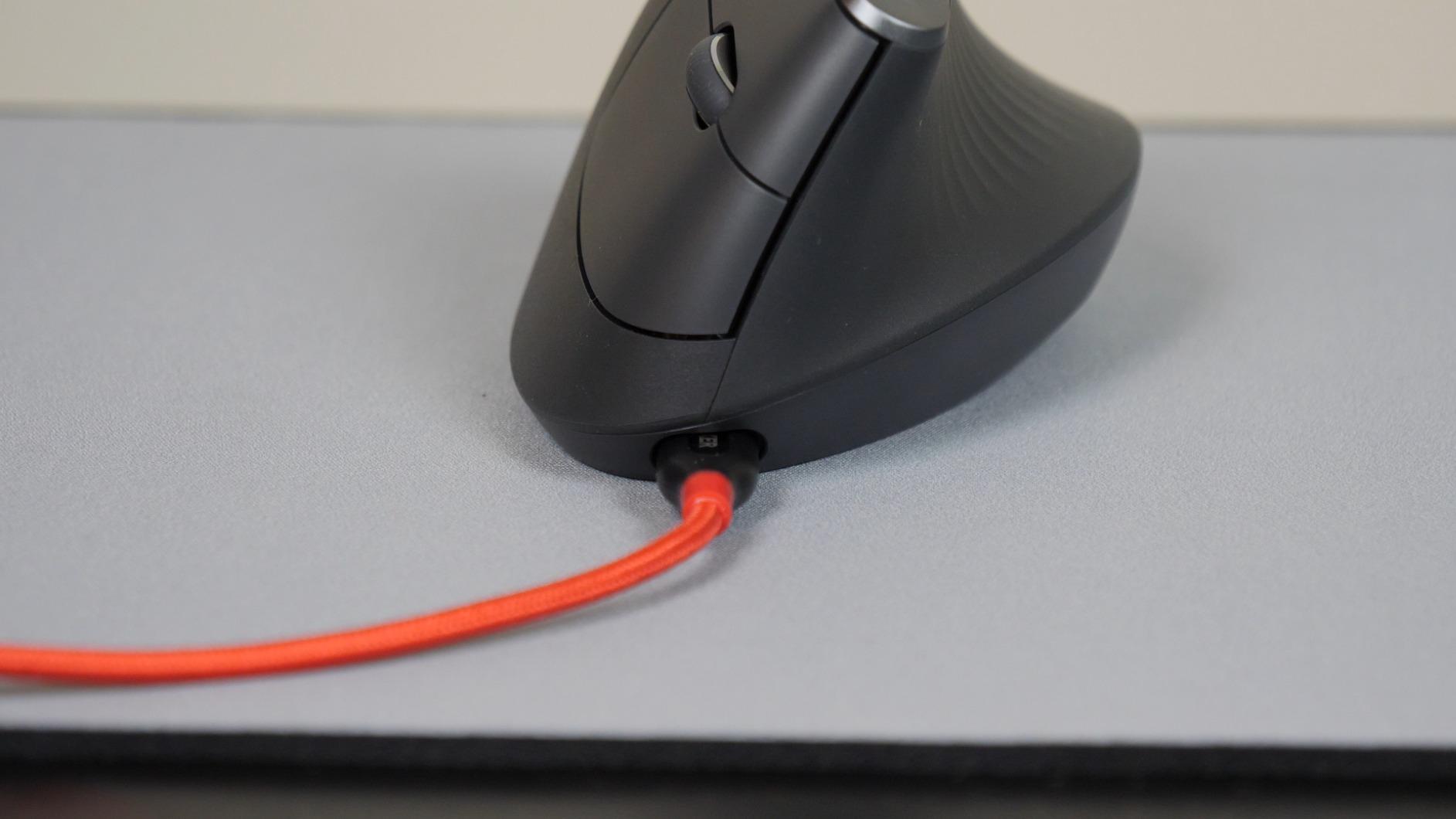 Logitech MX Vertical Wireless Mouse Ergonomic Design - Graphite | Reduces muscle strain, move content between 3 Windows and Apple computers, rechargeable customer photo 1