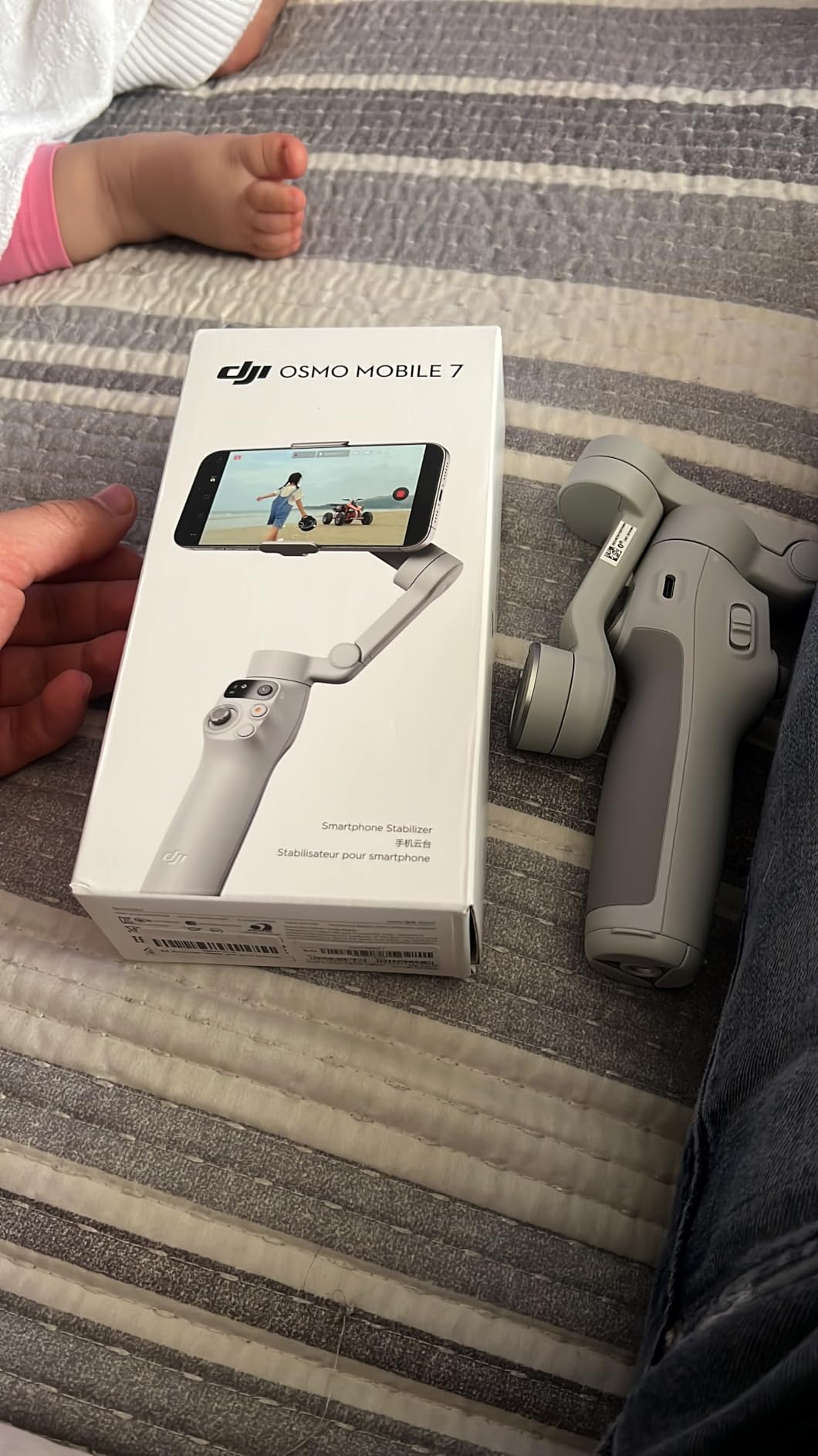 DJI Osmo Mobile 7 Gimbal Stabilizer for iPhone, Android, Built-in Tripod, Portable Stabilizer for iPhone, Selfie Stick, 3-Axis Phone Gimbal, ActiveTrack 7.0, One-Tap Edit, 10hrs Use Customer Review DJI Osmo Mobile 7 Gimbal Stabilizer for iPhone, Android, Built-in Tripod, Portable Stabilizer for iPhone, Selfie Stick, 3-Axis Phone Gimbal, ActiveTrack 7.0, One-Tap Edit, 10hrs Use - Customer Photo 2