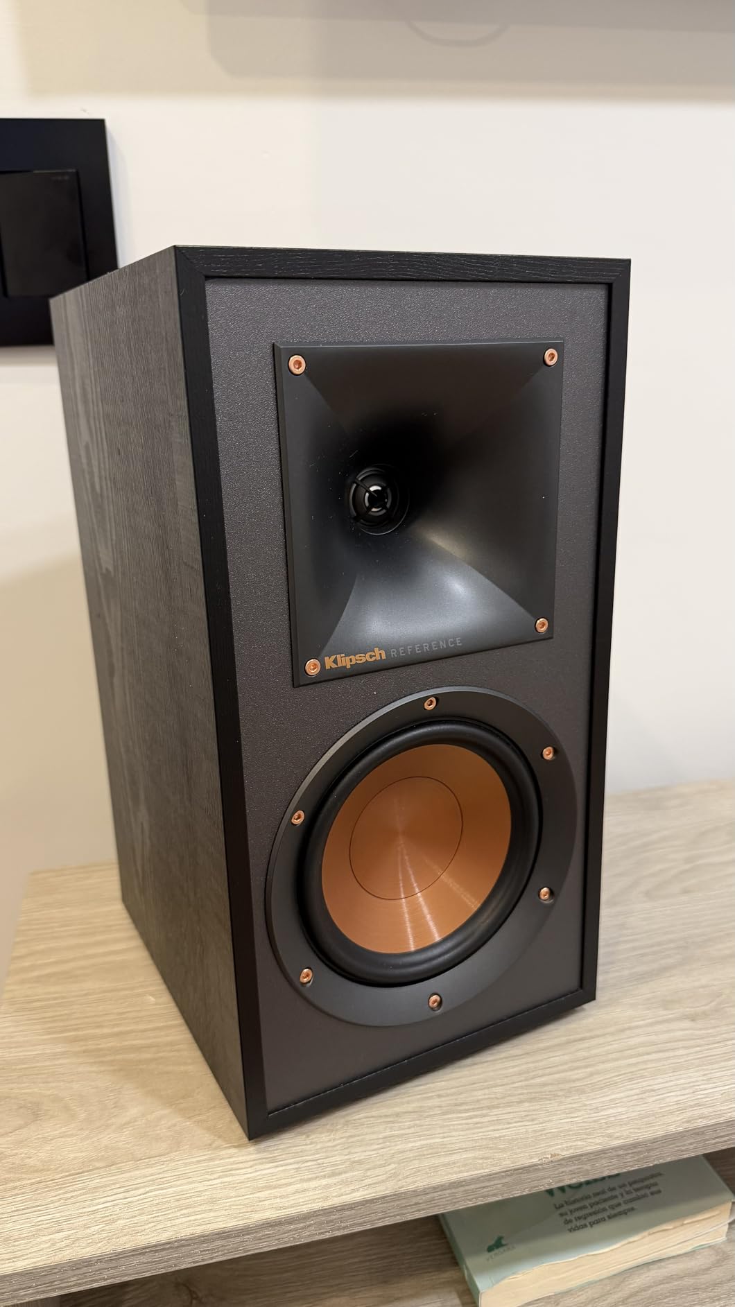Klipsch R-51M Bookshelf Speaker (Pair), Black Customer Review Klipsch R-51M Bookshelf Speaker (Pair), Black - Customer Photo 2