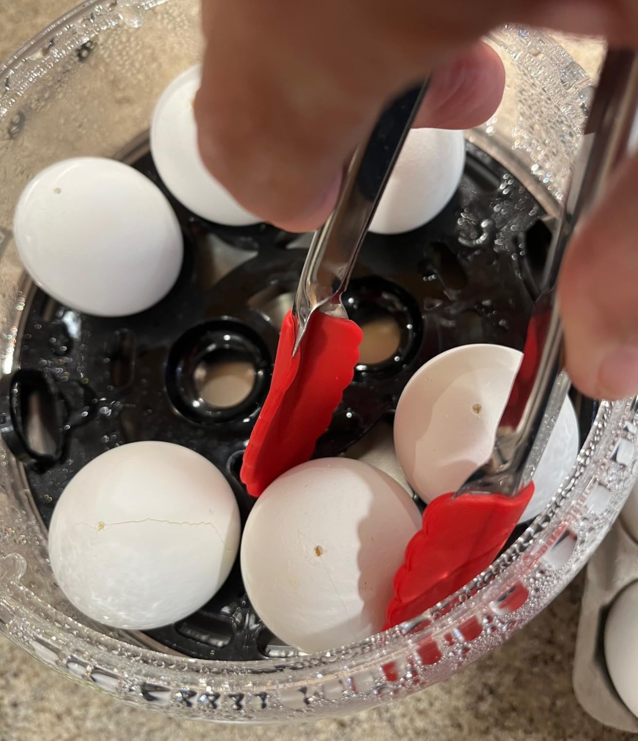Dash Deluxe Egg Cooker - Boiler, Poacher & Steamer - Includes Measuring & Recipe Guide - Dishwasher Safe - BPA Free - Holds 12 Eggs, Aqua - Customer Photo 2