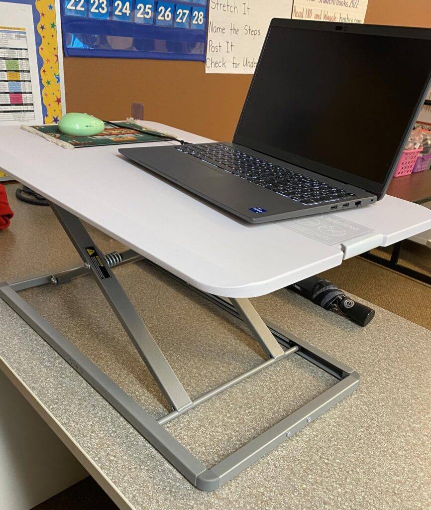 VIVO Economy Single Top Height Adjustable 29 inch Standing Desk Converter, Sit Stand Tabletop Monitor and Laptop Riser Platform Workstation, DESK-V000U Customer Review Best Standing Desk Converter