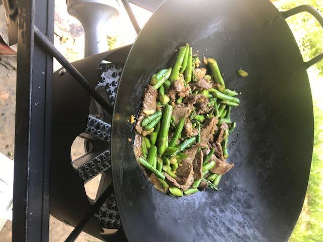 Mammafong Flat Bottom Carbon Steel Wok Pan - Authentic Hand Hammered Woks and Stir Fry Pans - 14 Mammafong Flat Bottom Carbon Steel Wok Pan - Authentic Hand Hammered Woks and Stir Fry Pans - 14