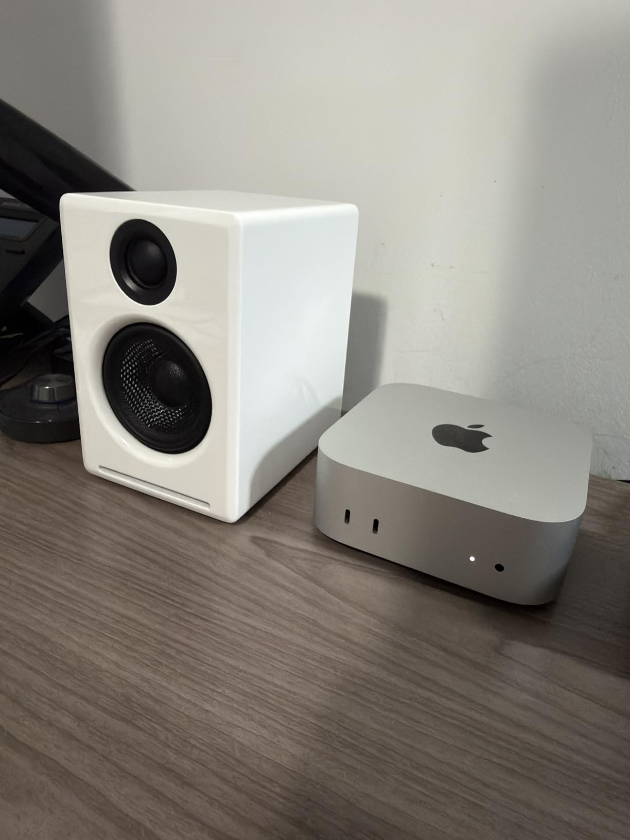 Audioengine A2+ Desktop 24 Bit Wireless Bluetooth Desktop Speakers - 60W Computer Speakers for Music and Gaming Customer Review Audioengine A2+ Desktop 24 Bit Wireless Bluetooth Desktop Speakers - 60W Computer Speakers for Music and Gaming - Customer Photo 1