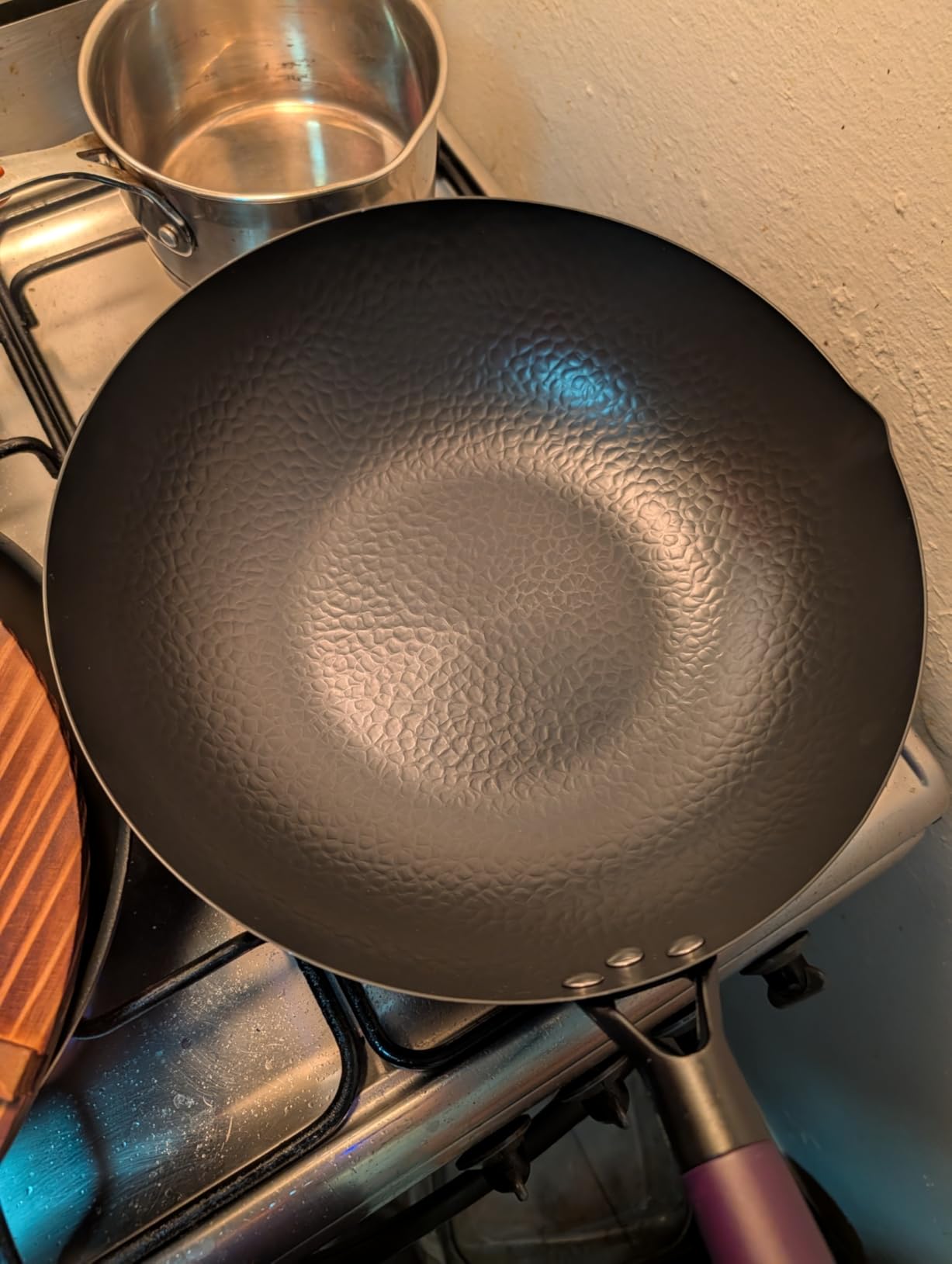 Souped Up Recipes 12.5 Inch Carbon Steel Wok For Electric, Induction and Gas Stoves (Lid, Spatula and User Guide Video Included) Customer Review Souped Up Recipes 12.5 Inch Carbon Steel Wok For Electric, Induction and Gas Stoves (Lid, Spatula and User Guide Video Included) - Customer Photo 1
