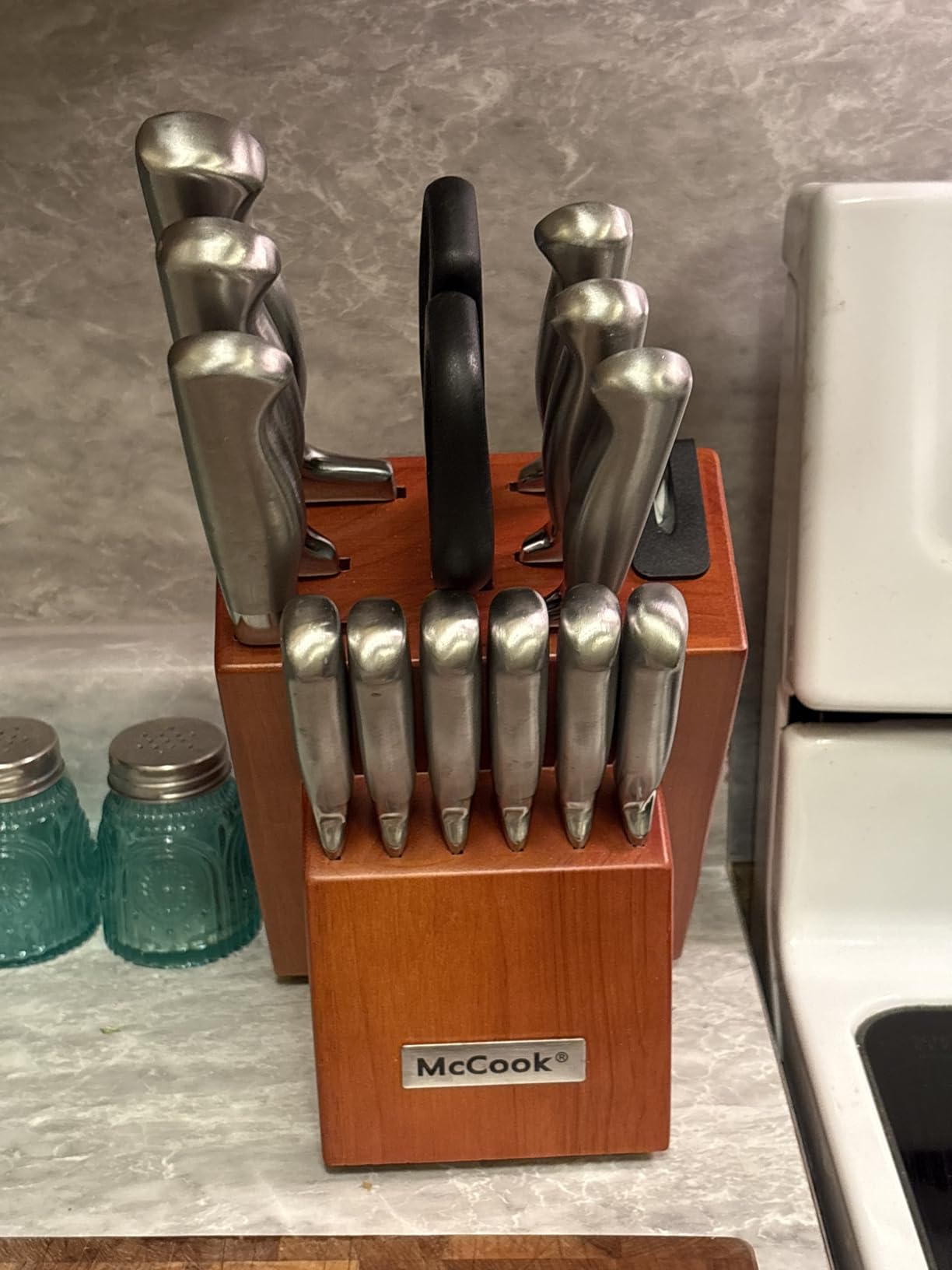 McCook Kitchen Knife Set 15PC Knife Block Set w Built-in Sharpener customer photo 1