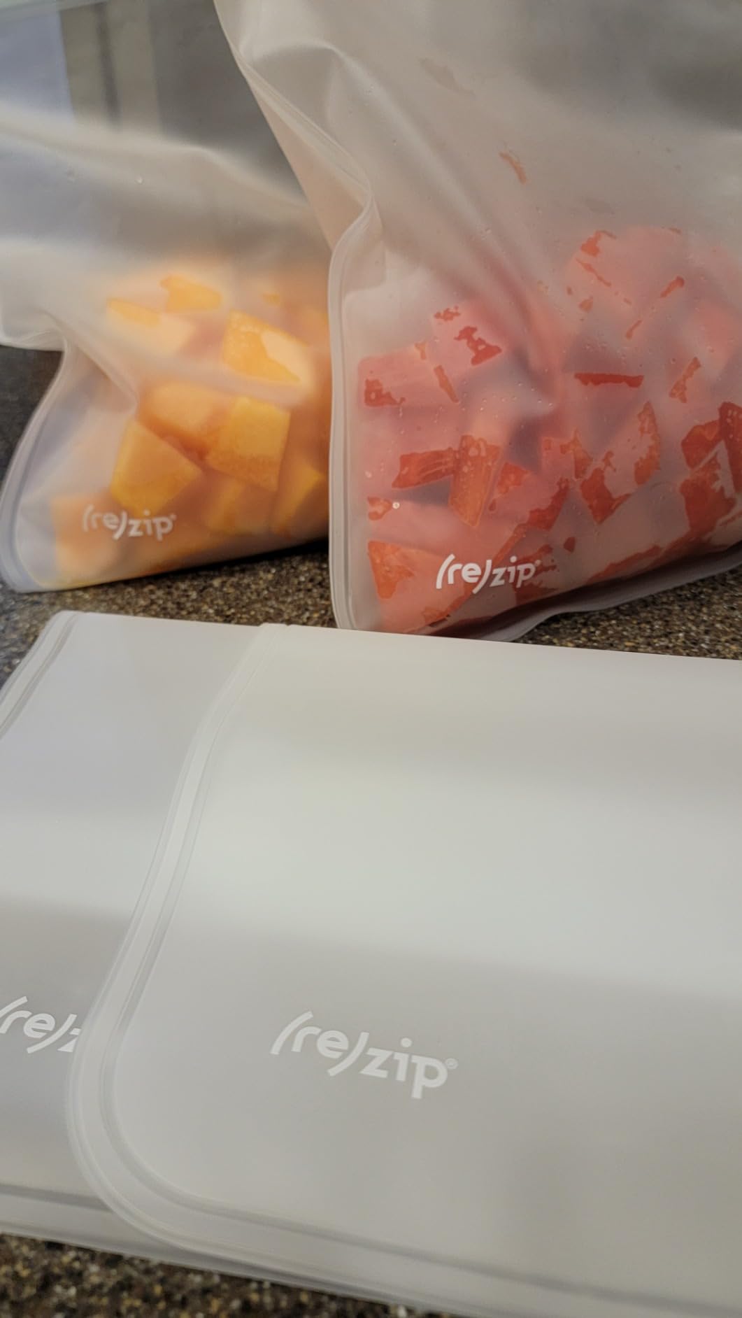 (re) zip Gallon Reusable Storage Bags, BPA-Free, Leakproof, Food-Grade 100% Food-Safe PEVA, for Food Storage and Freezer Use, Holds 16 cups | 128 fl oz, 4-Pack (Clear) - Customer Photo 2