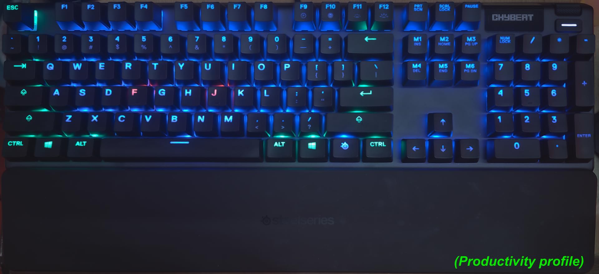SteelSeries Apex 3 RGB Gaming Keyboard - 10-Zone RGB Illumination - IP32 Water Resistant - Premium Magnetic Wrist Rest (Whisper Quiet Gaming Switch) customer photo 1