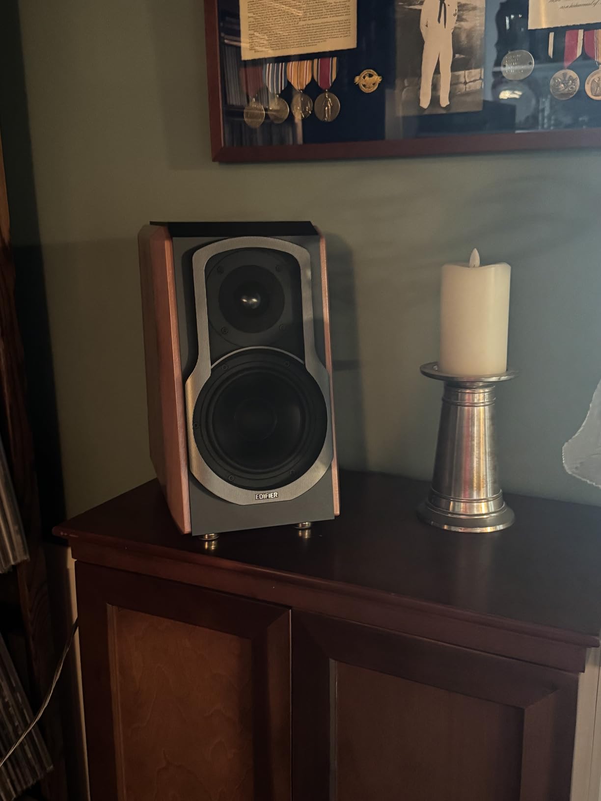 Edifier S1000MKII Audiophile Active Bookshelf 2.0 Speakers - 120w Speakers Bluetooth 5.0 with aptX HD - Optical Input - S1000MK2 Powered Near-Field Monitor Speaker with Class D Amp Customer Review Edifier S1000MKII Audiophile Active Bookshelf 2.0 Speakers - 120w Speakers Bluetooth 5.0 with aptX HD - Optical Input - S1000MK2 Powered Near-Field Monitor Speaker with Class D Amp - Customer Photo 2